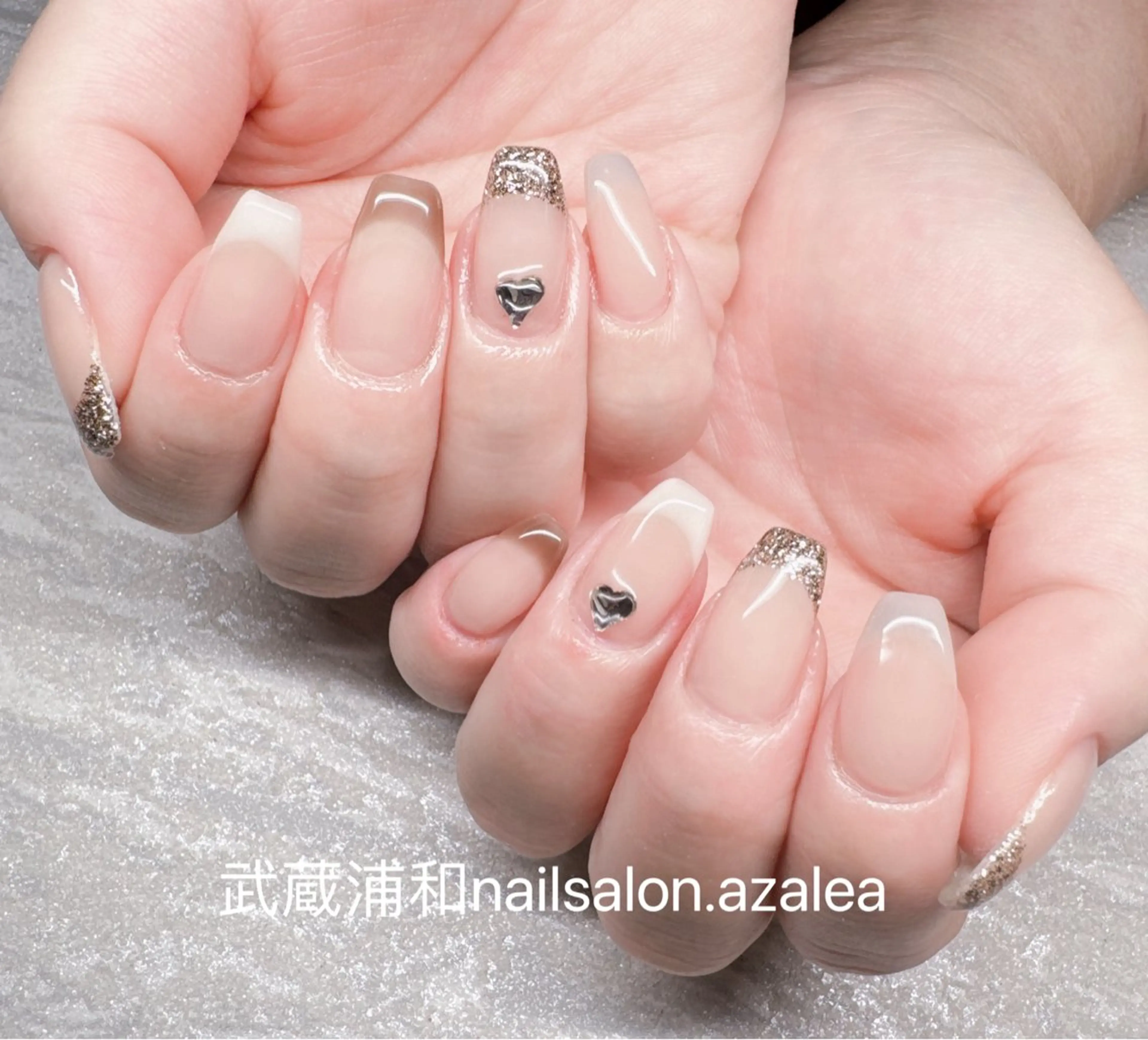 ネイル ハンドネイル R inのネイルデザイン