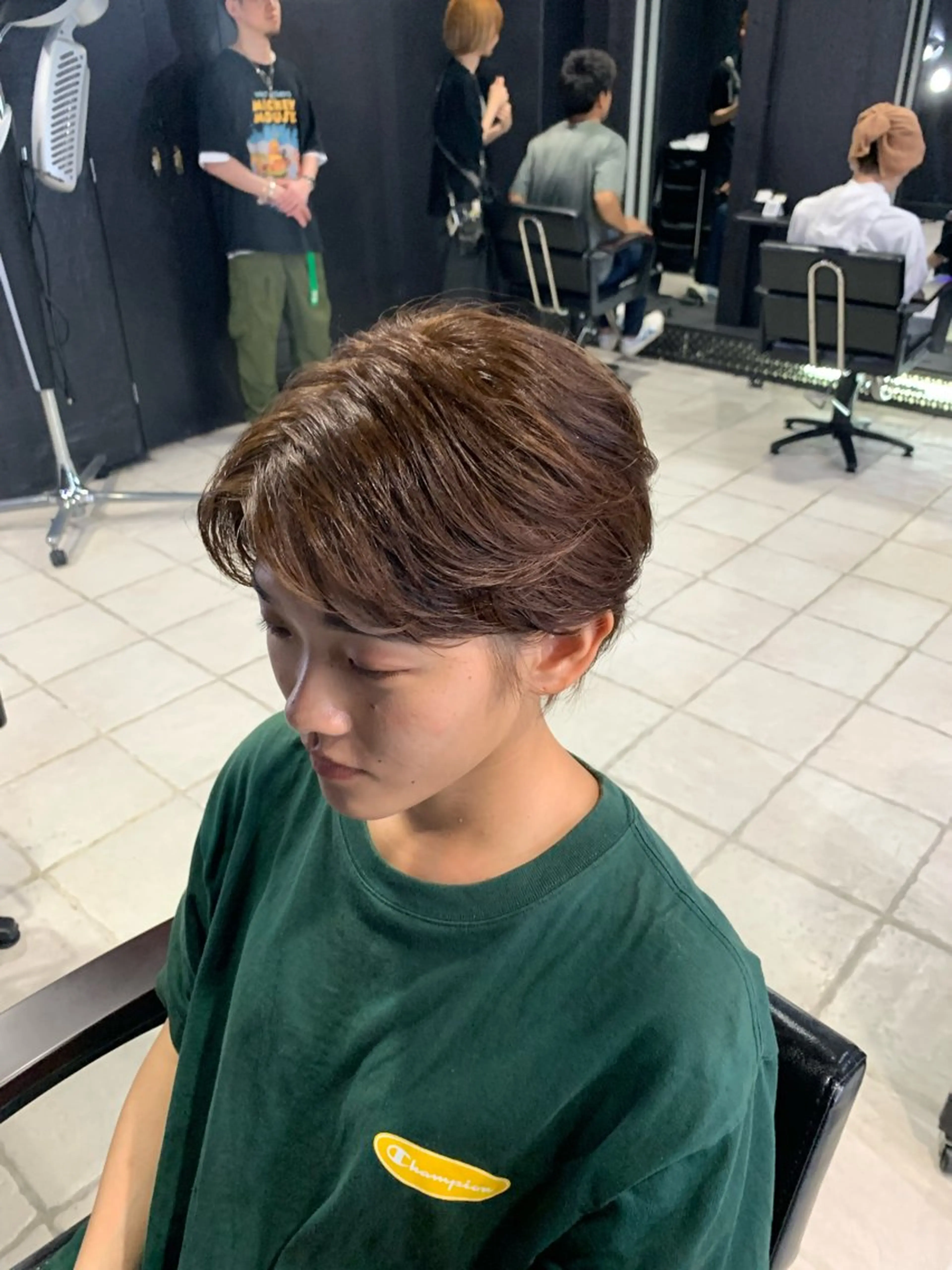 カラー ヘアアレンジ メンズ カット ヘアカラー トリートメント ヘアセット メンズ専門 美容師✨ アメ村 堀江颯瑛のヘアスタイル