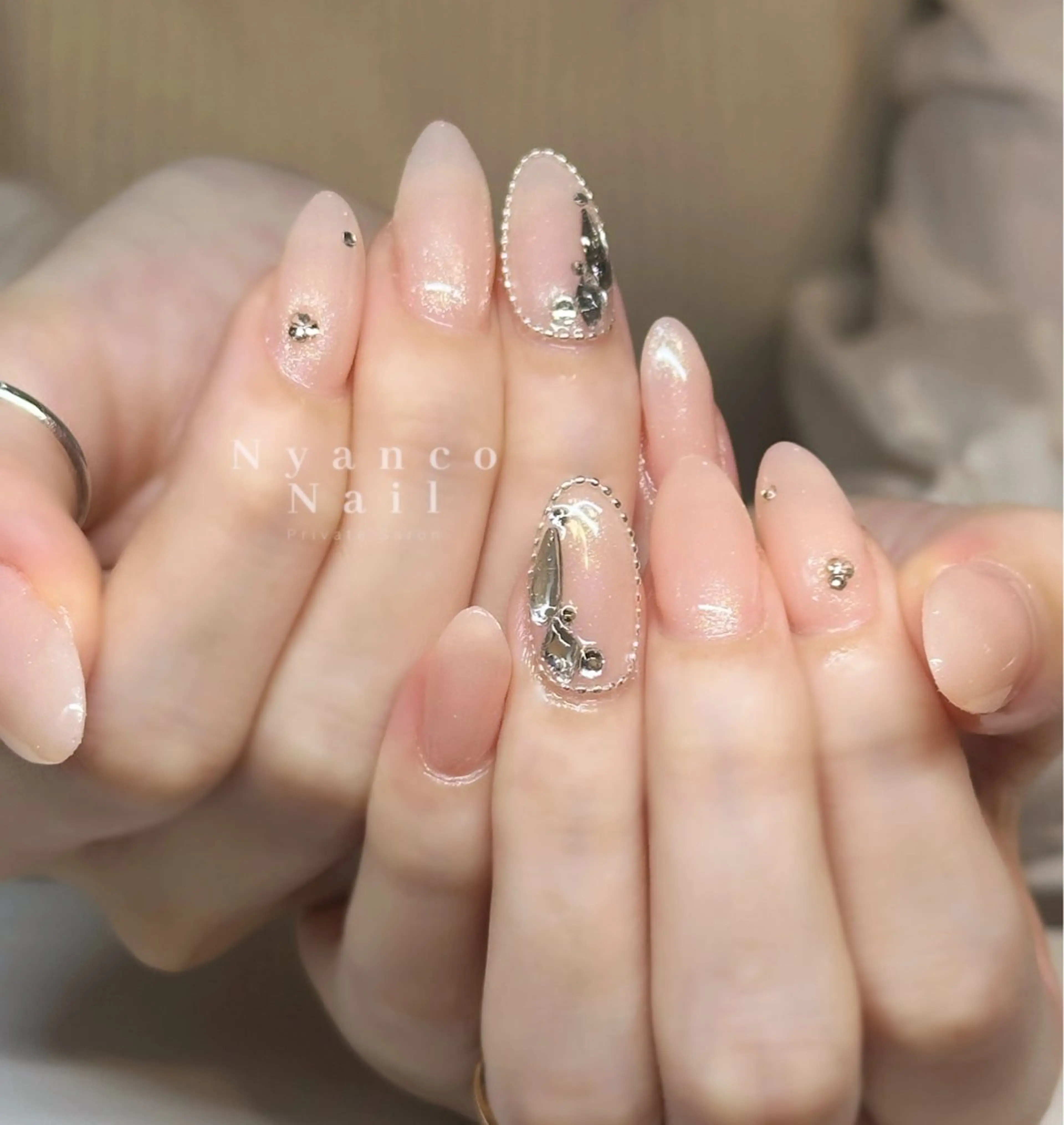 ネイル ジェルネイル キラキラネイル ワンカラーネイル 春ネイル ワンホンネイル Nyanco Nailのネイルデザイン