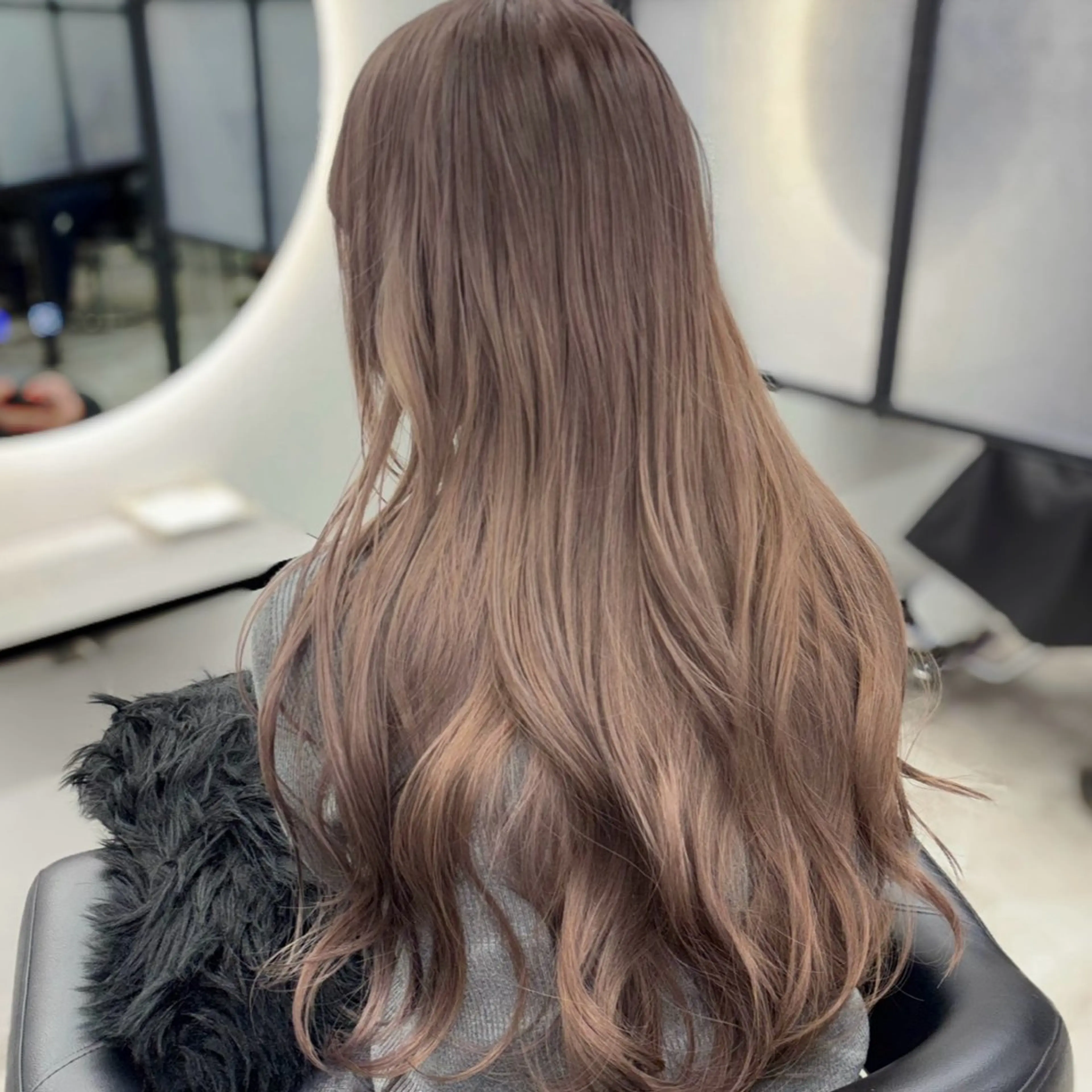 ロング カラー ヘアカラー Ren. 🦋デザインカラーのヘアスタイル