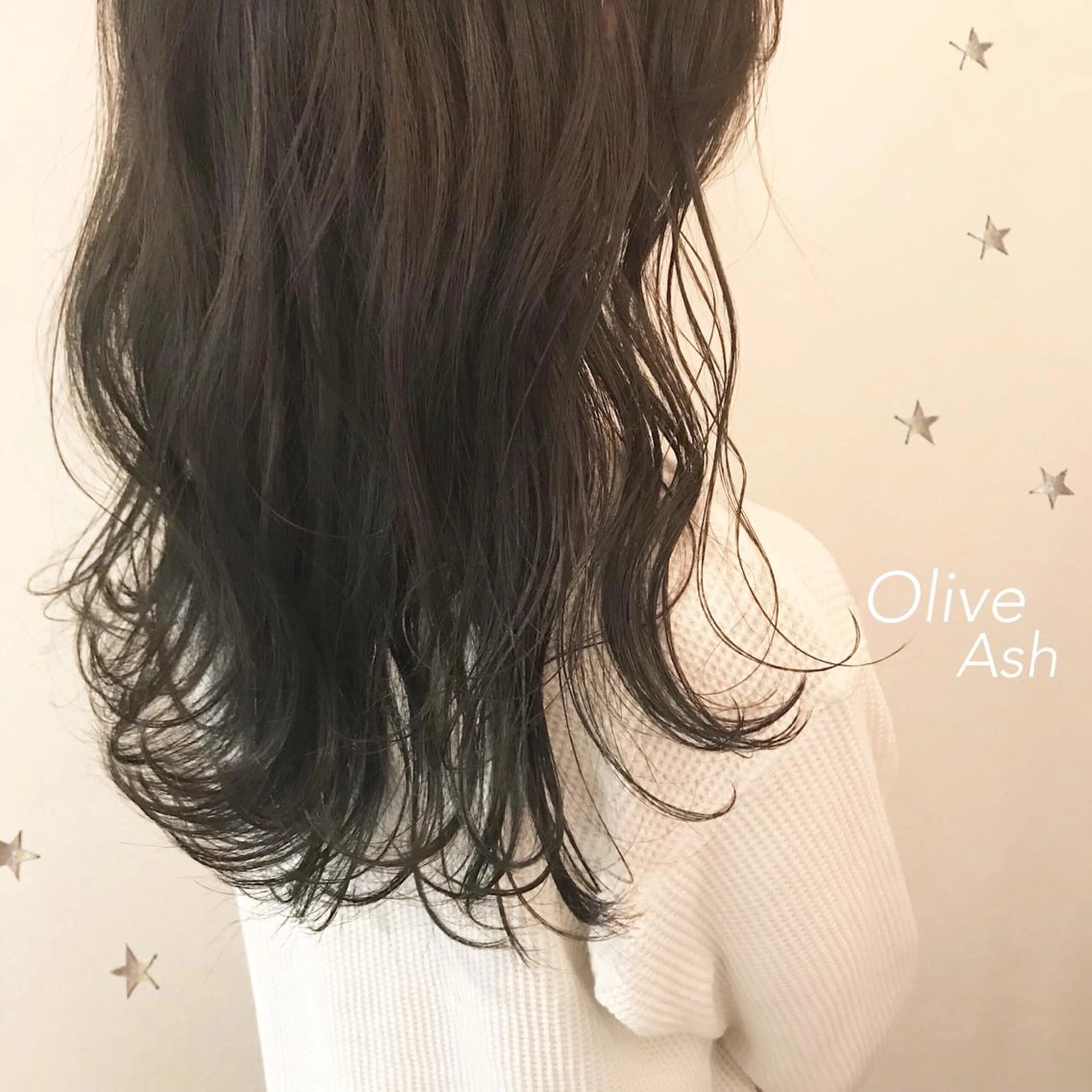 セミロング カラー 市川 千夏のヘアスタイル