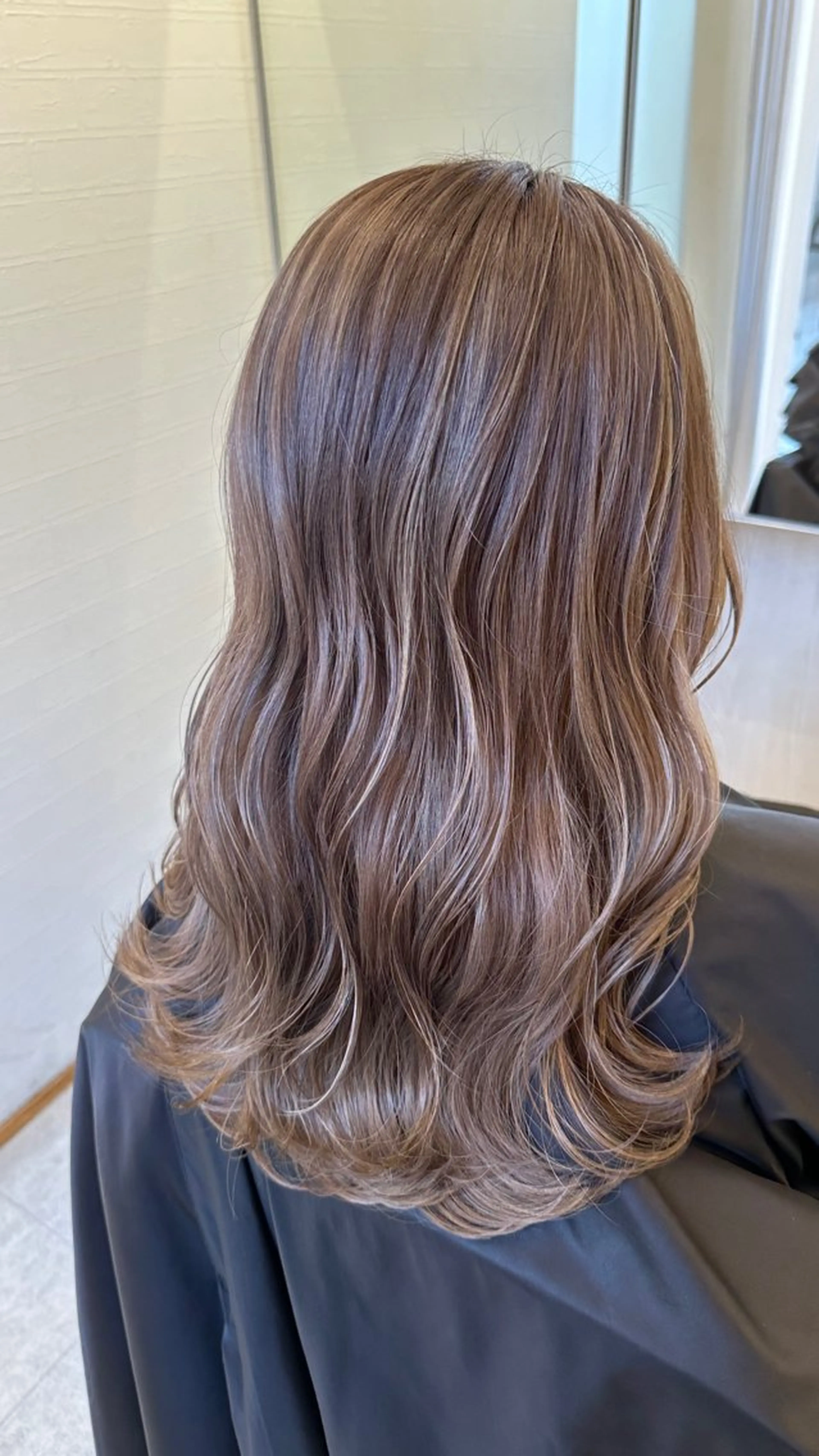 ロング カラー カット ヘアカラー トリートメント 髪質改善 レイヤー Naoyaのヘアスタイル