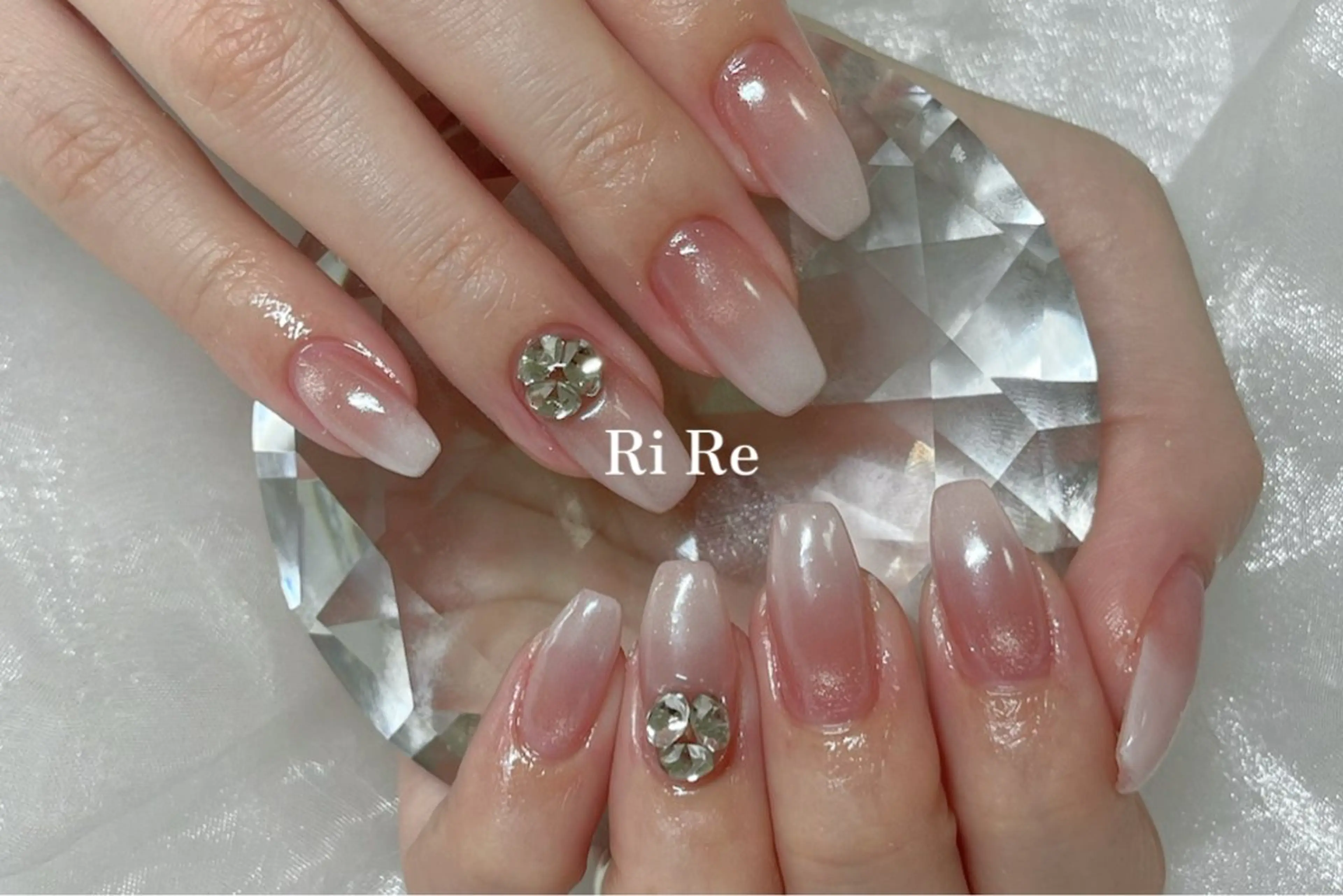 ネイル ミラーネイル ミラーマグ Nailsalon RiRe♡Reikaのネイルデザイン
