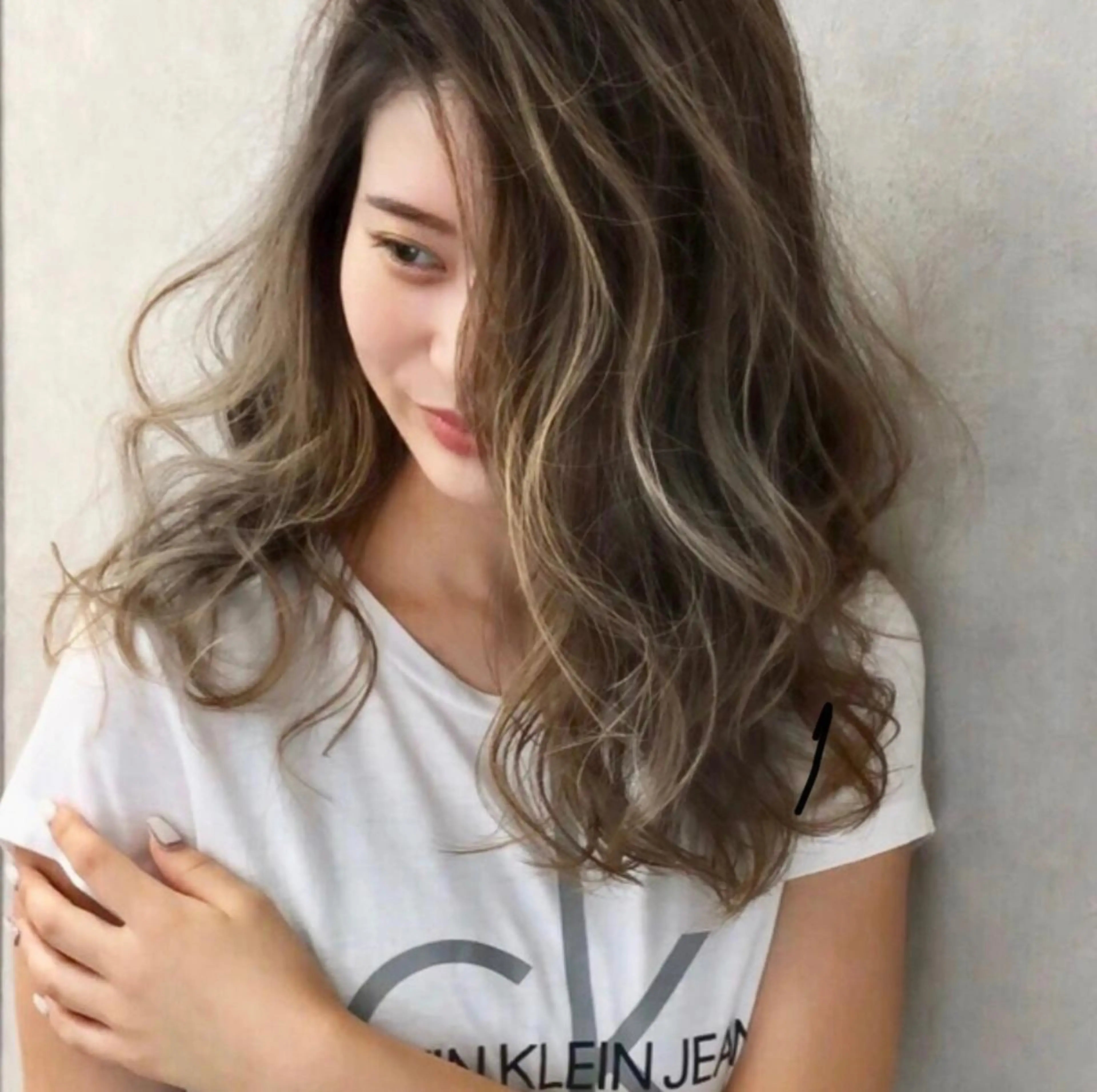 ロング カラー メンズカット 鈴木ルナのヘアスタイル