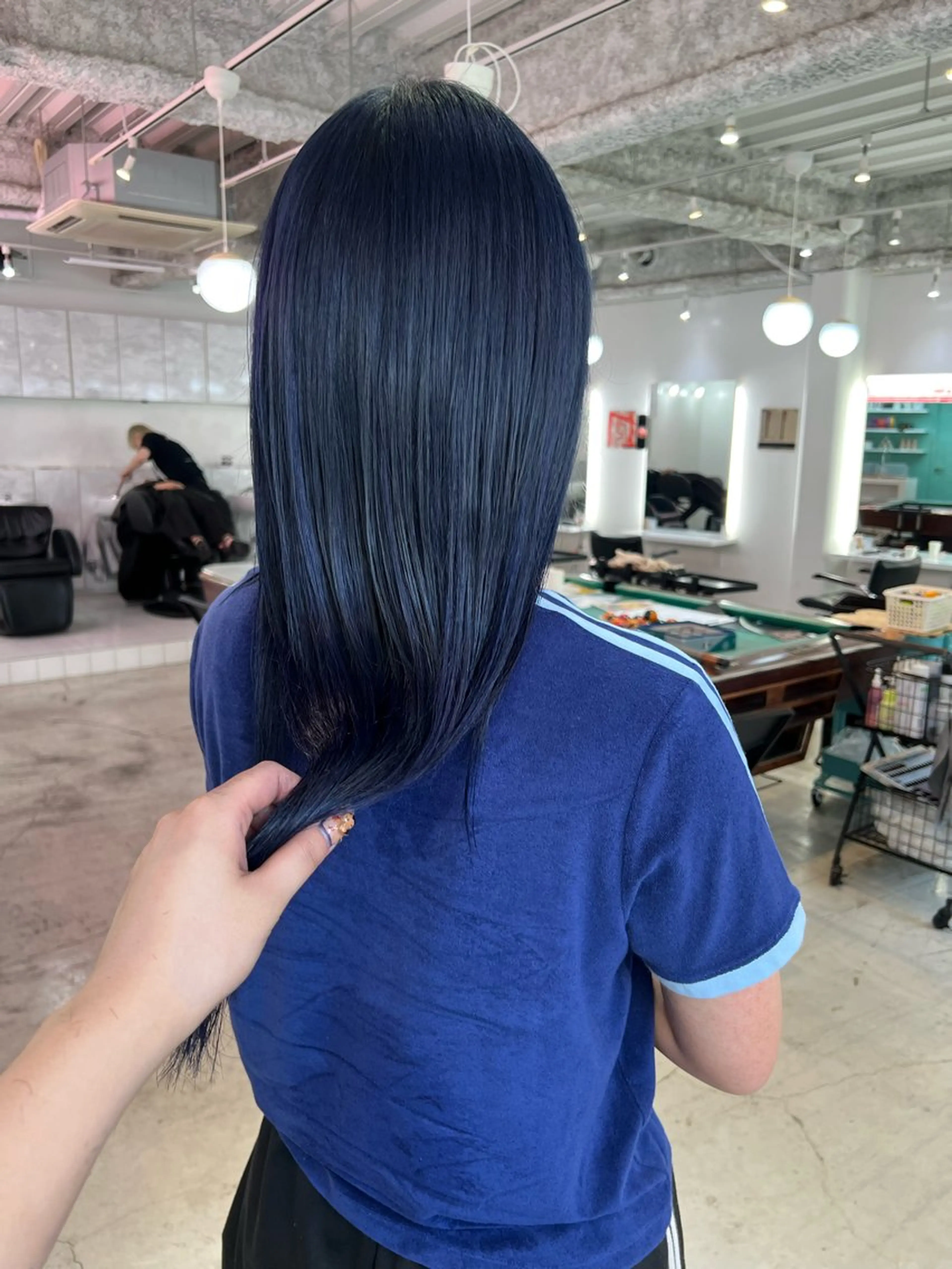 ロング 💥ウルフカット デザインあんな💥のヘアスタイル