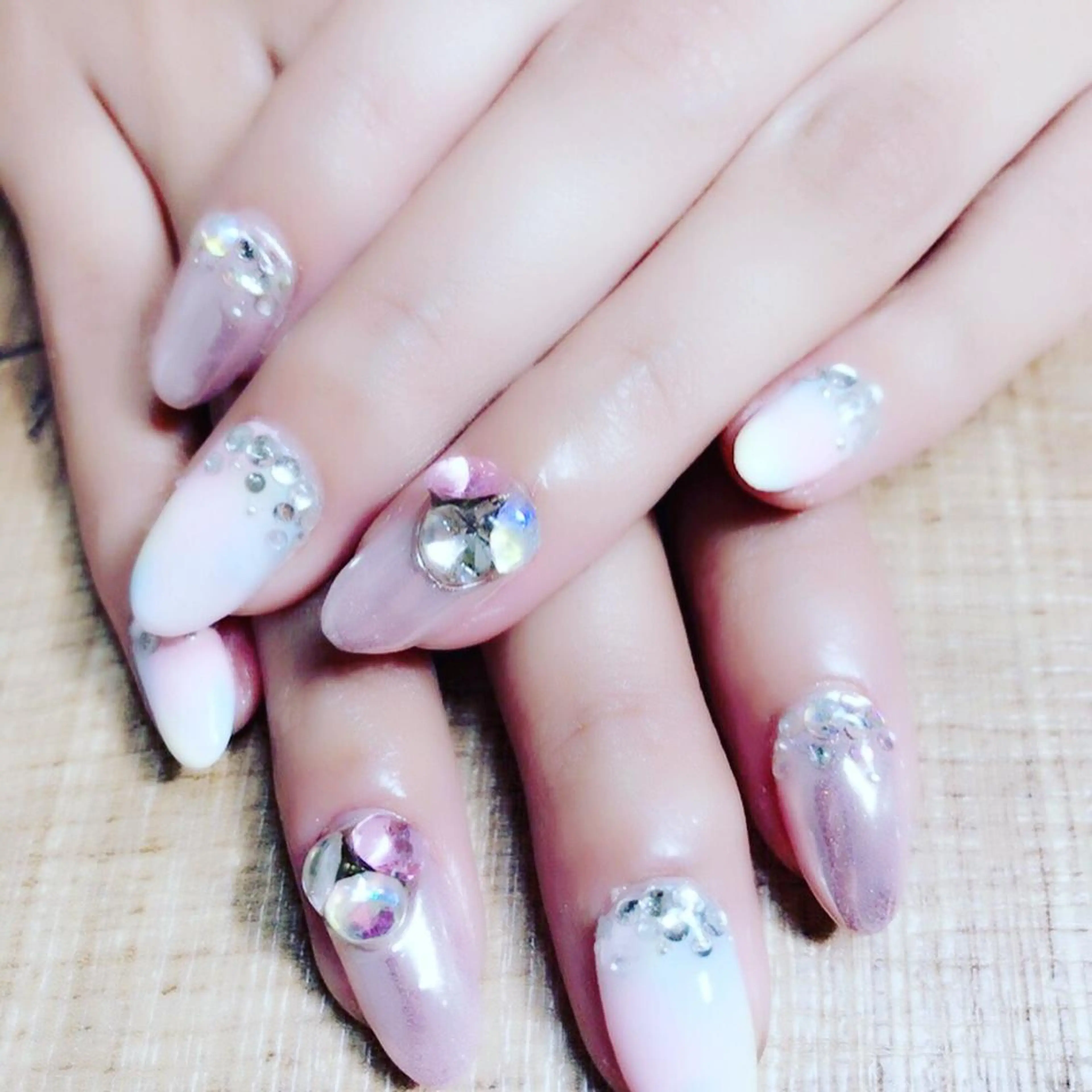 ネイル 安藤 Charlotteのネイルデザイン