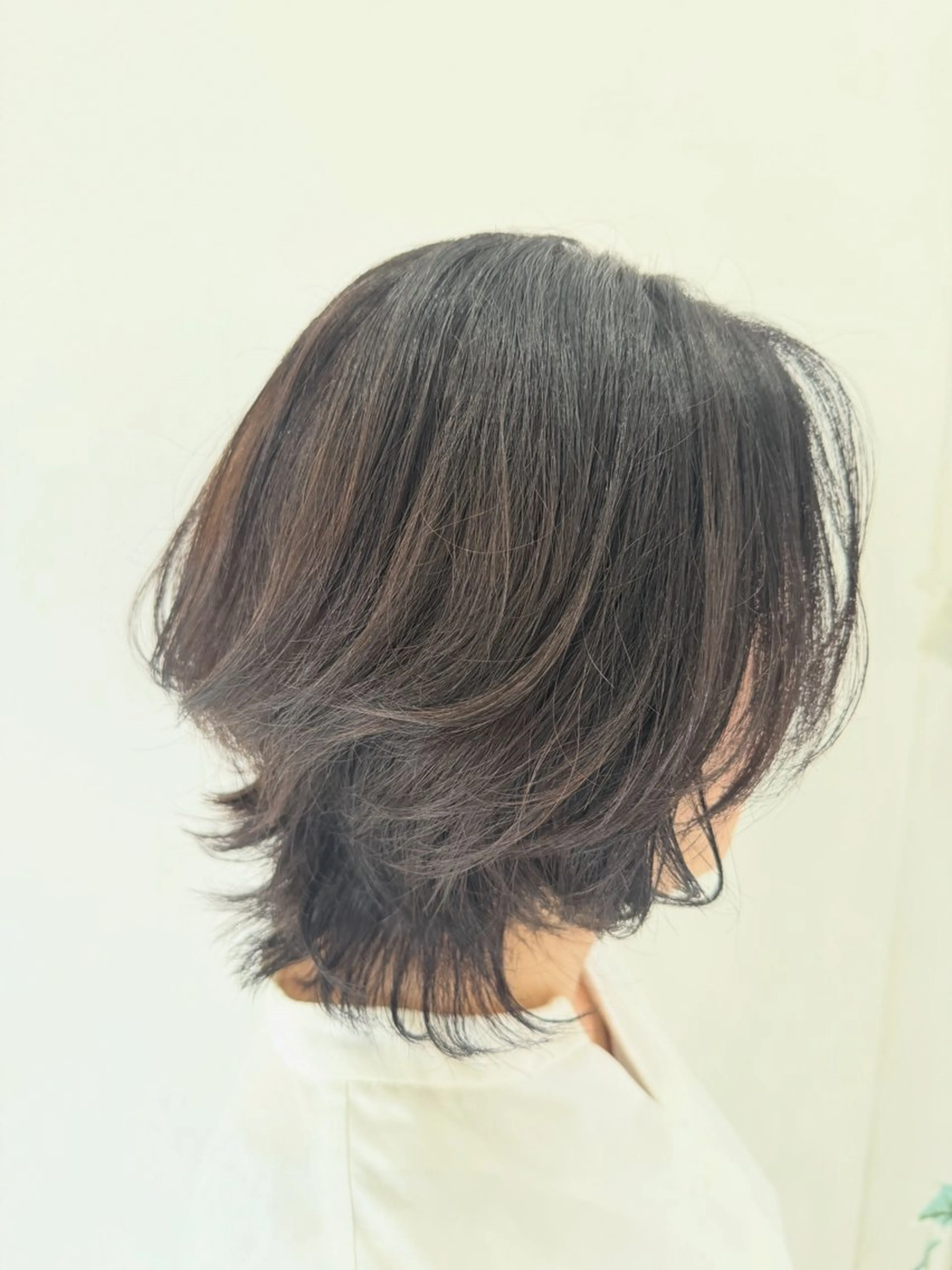 ミディアム レイヤーカット CREAPY 高嶋　拓也のヘアスタイル