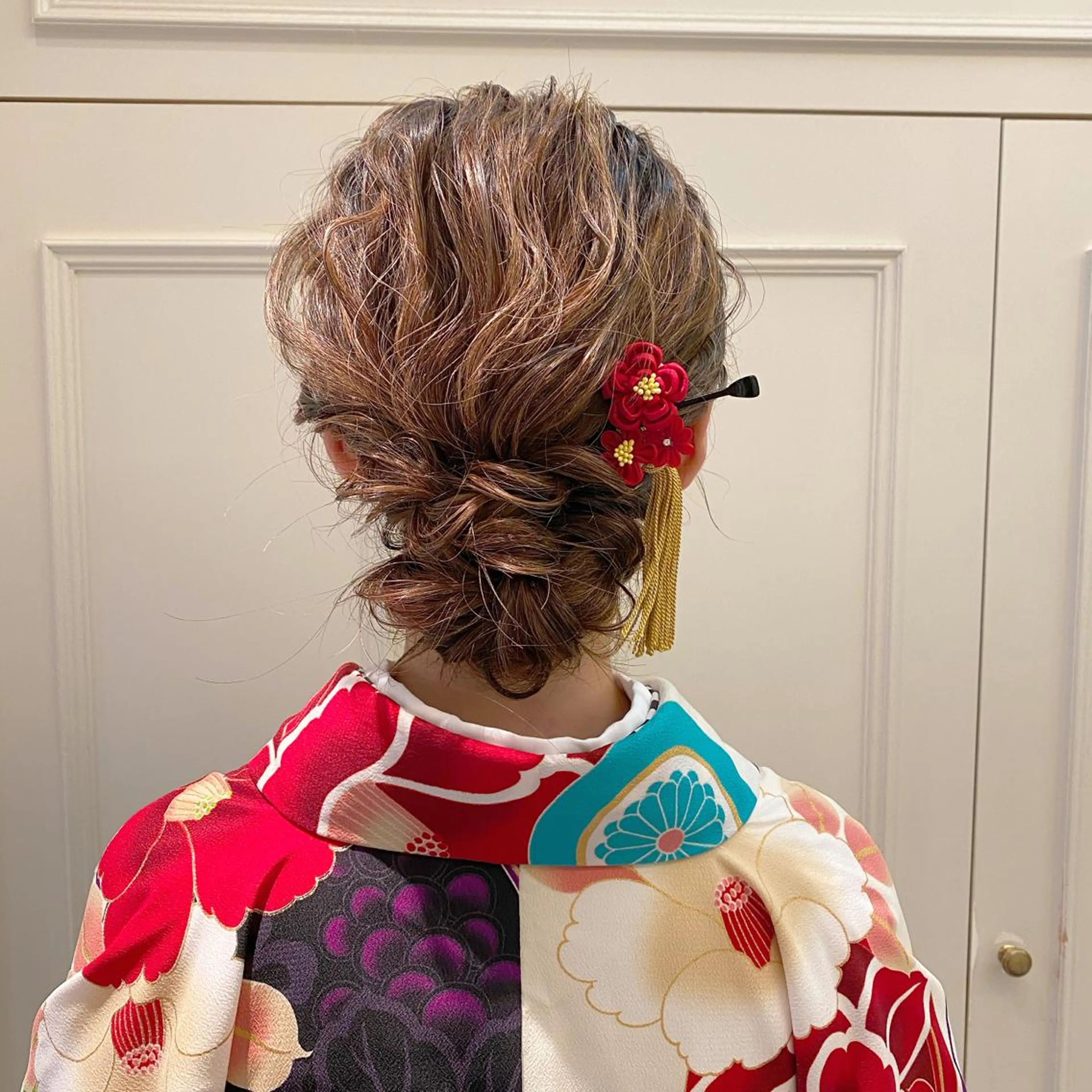 ミディアム 浴衣 ヘアカラー トリートメント 大久保 愛のヘアスタイル