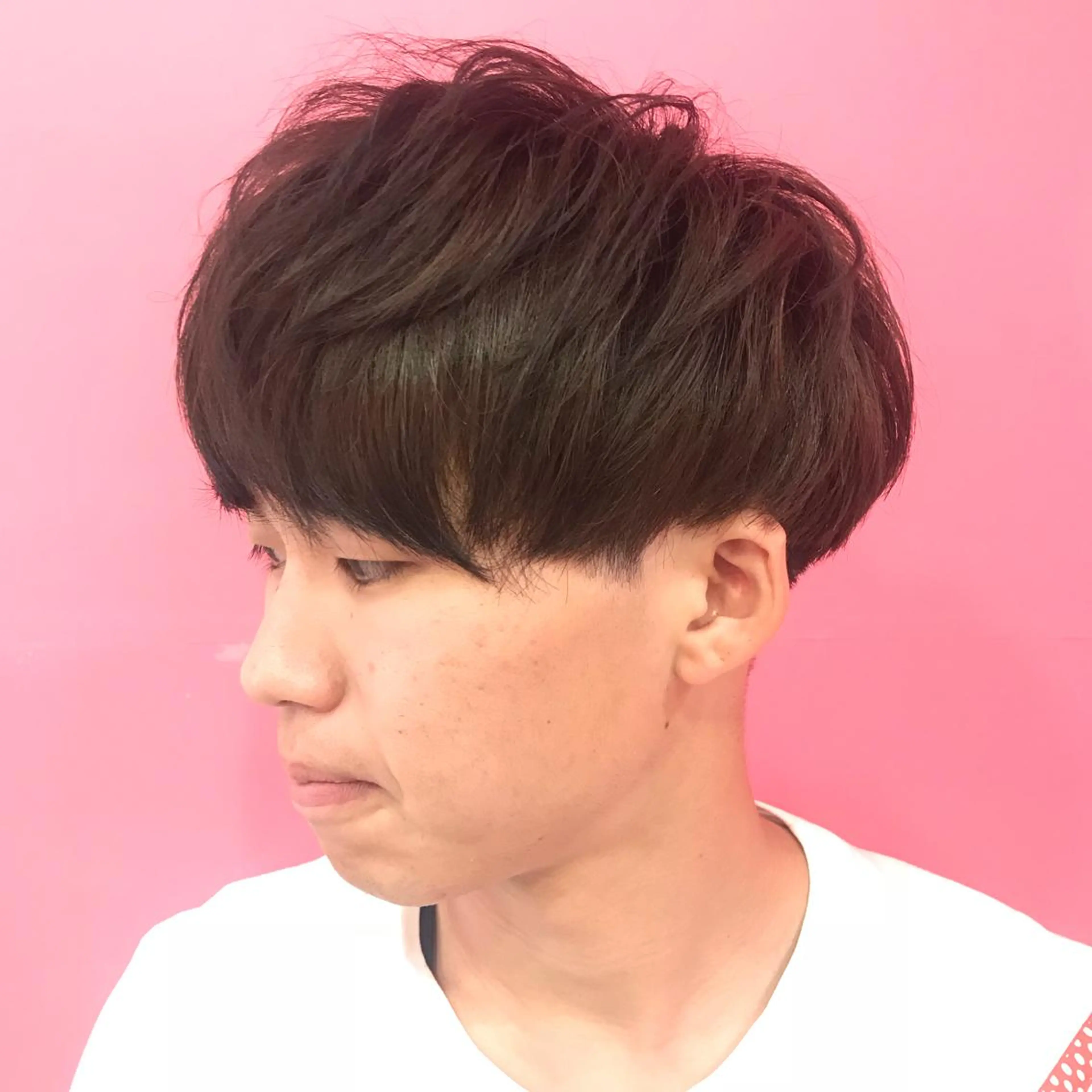 ショート カラー メンズ マッシュ 刈り上げ アッシュ ブルーカラー ブルーアッシュ カット パーマ Vir by browのヘアスタイル