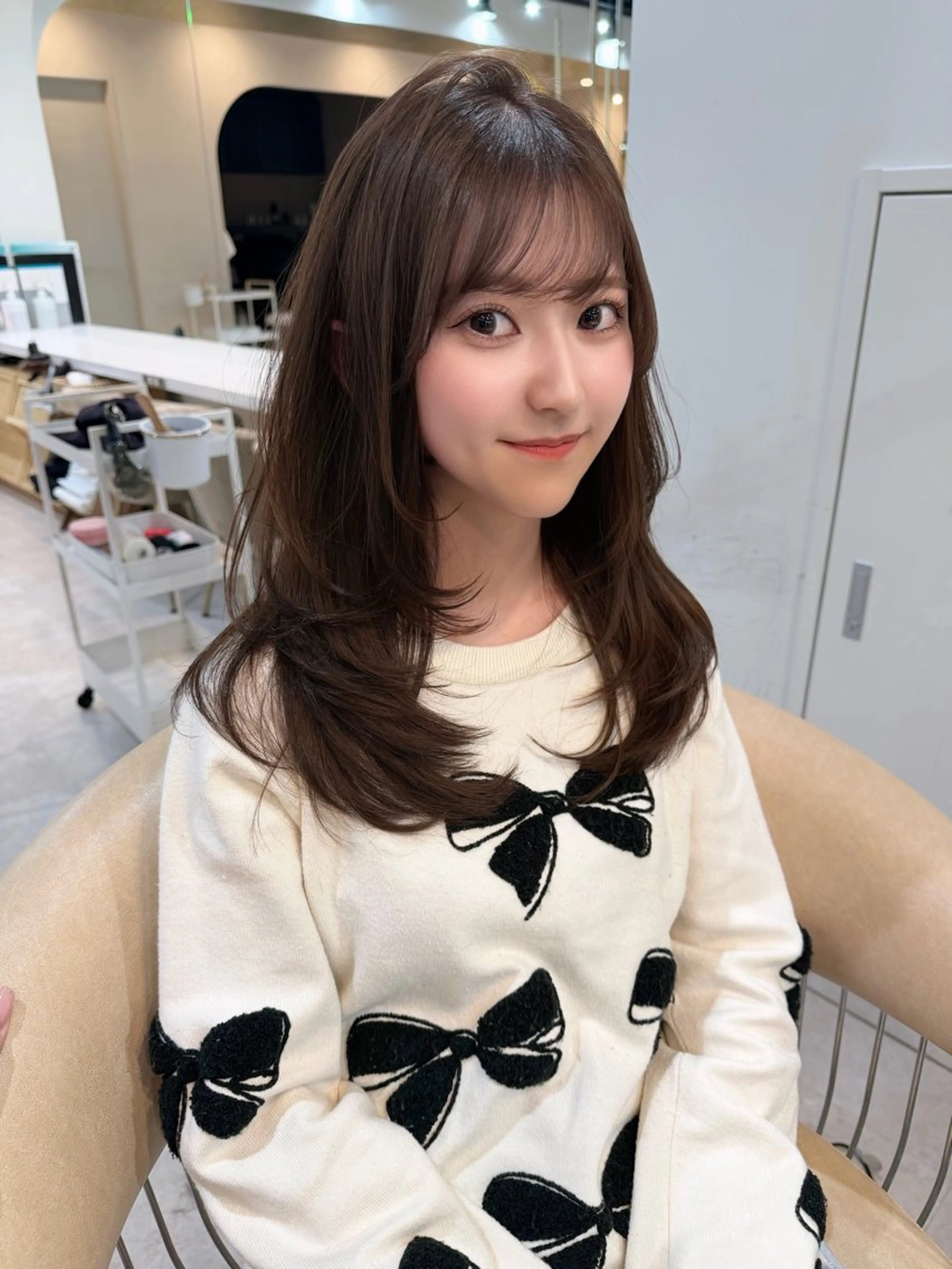 セミロング カラー カット ヘアカラー トリートメント Akane レイヤー/艶カラーのヘアスタイル