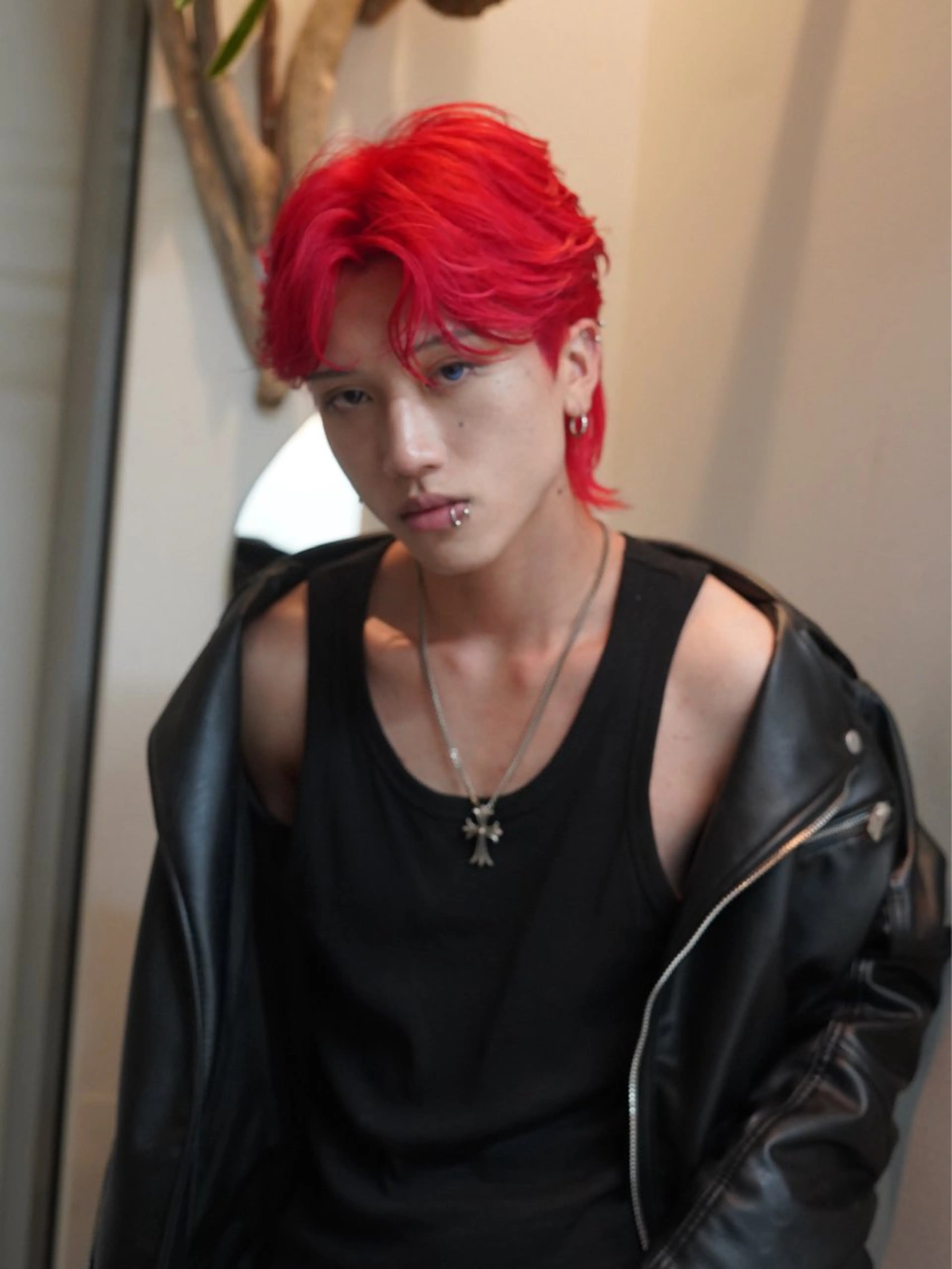 カラー ブリーチカラー🥣 デザインカラー🌈のヘアスタイル