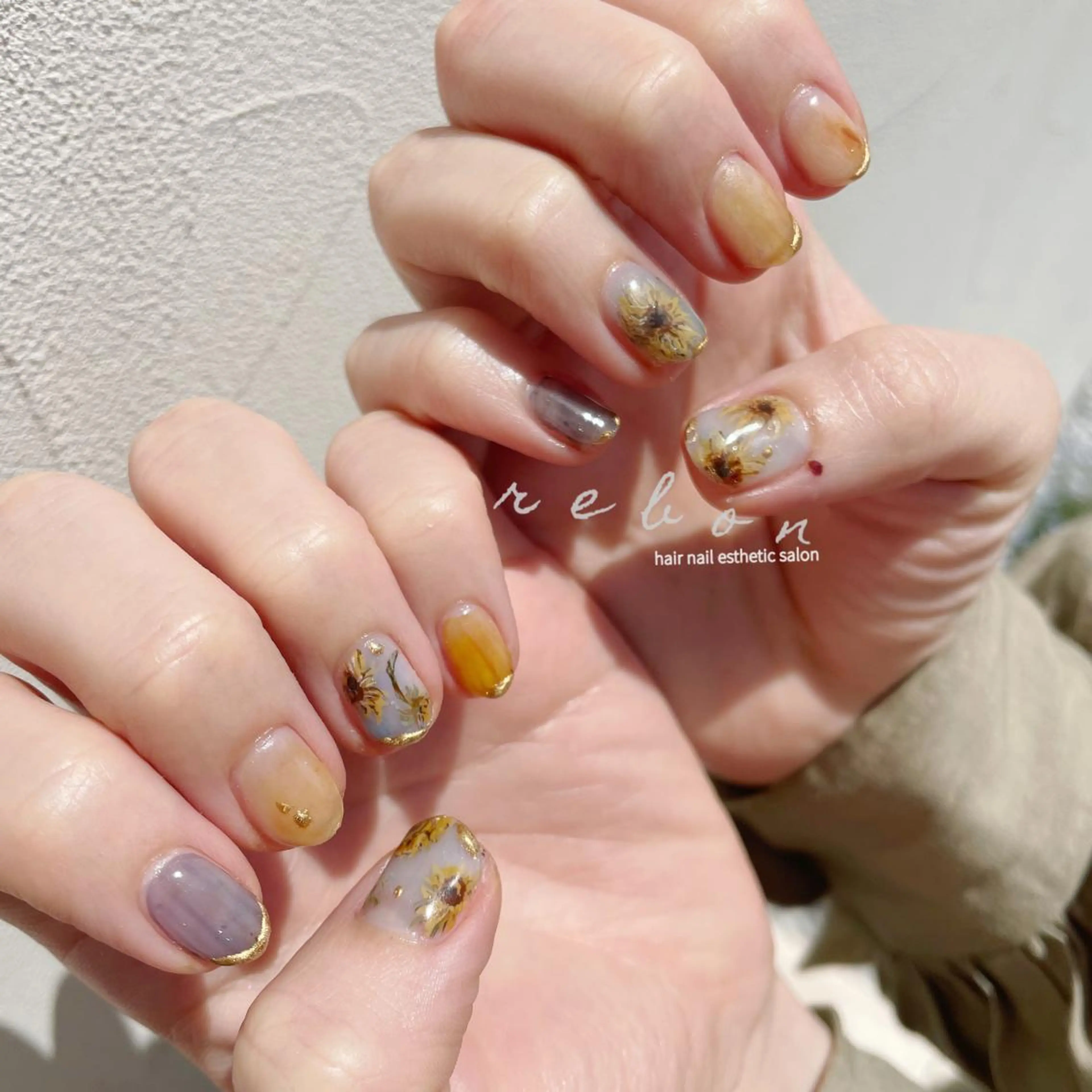 ネイル ハンドネイル フットネイル rebon＊ natsukiのネイルデザイン