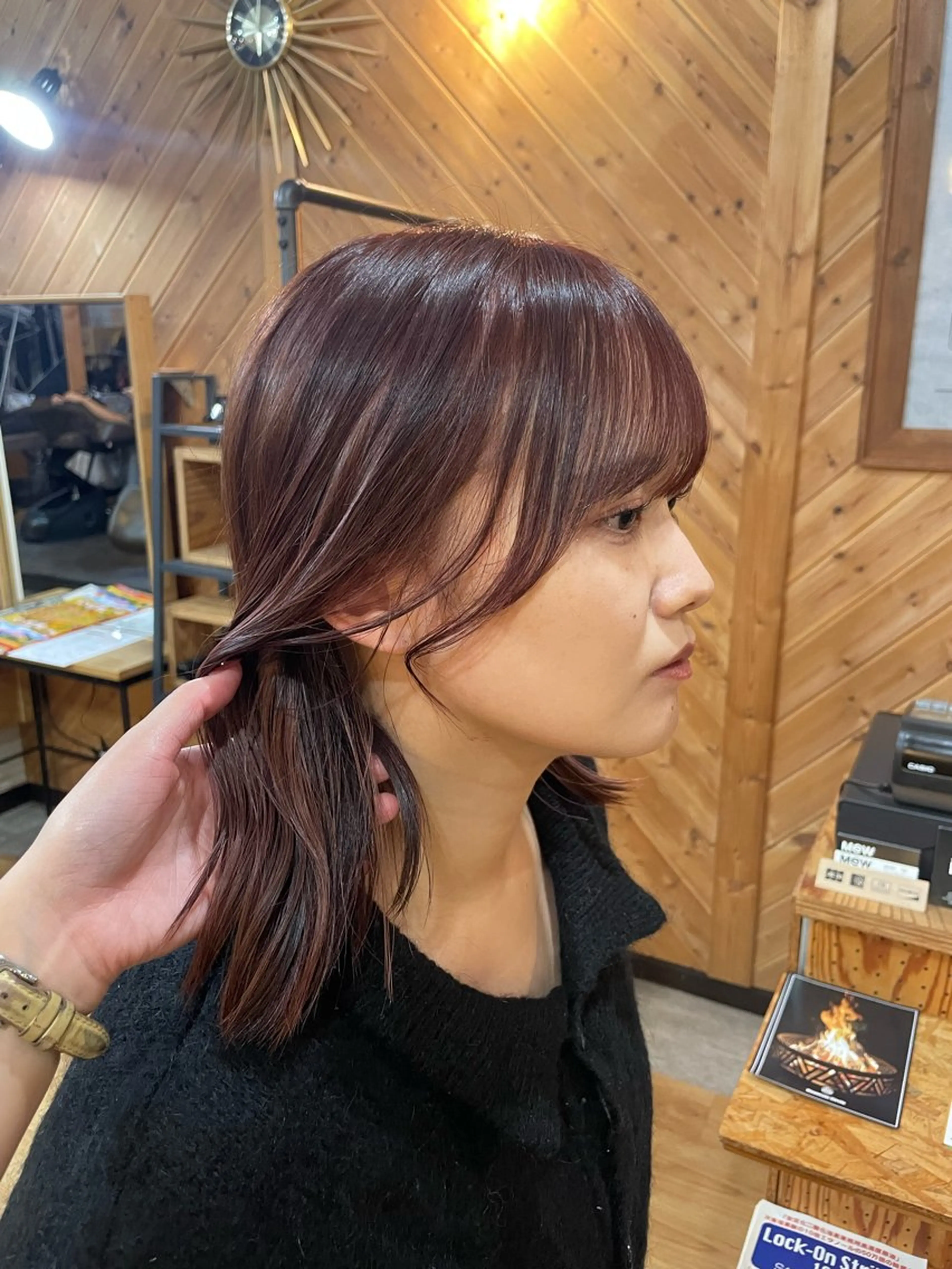 セミロング カラー Nana 🫧のヘアスタイル