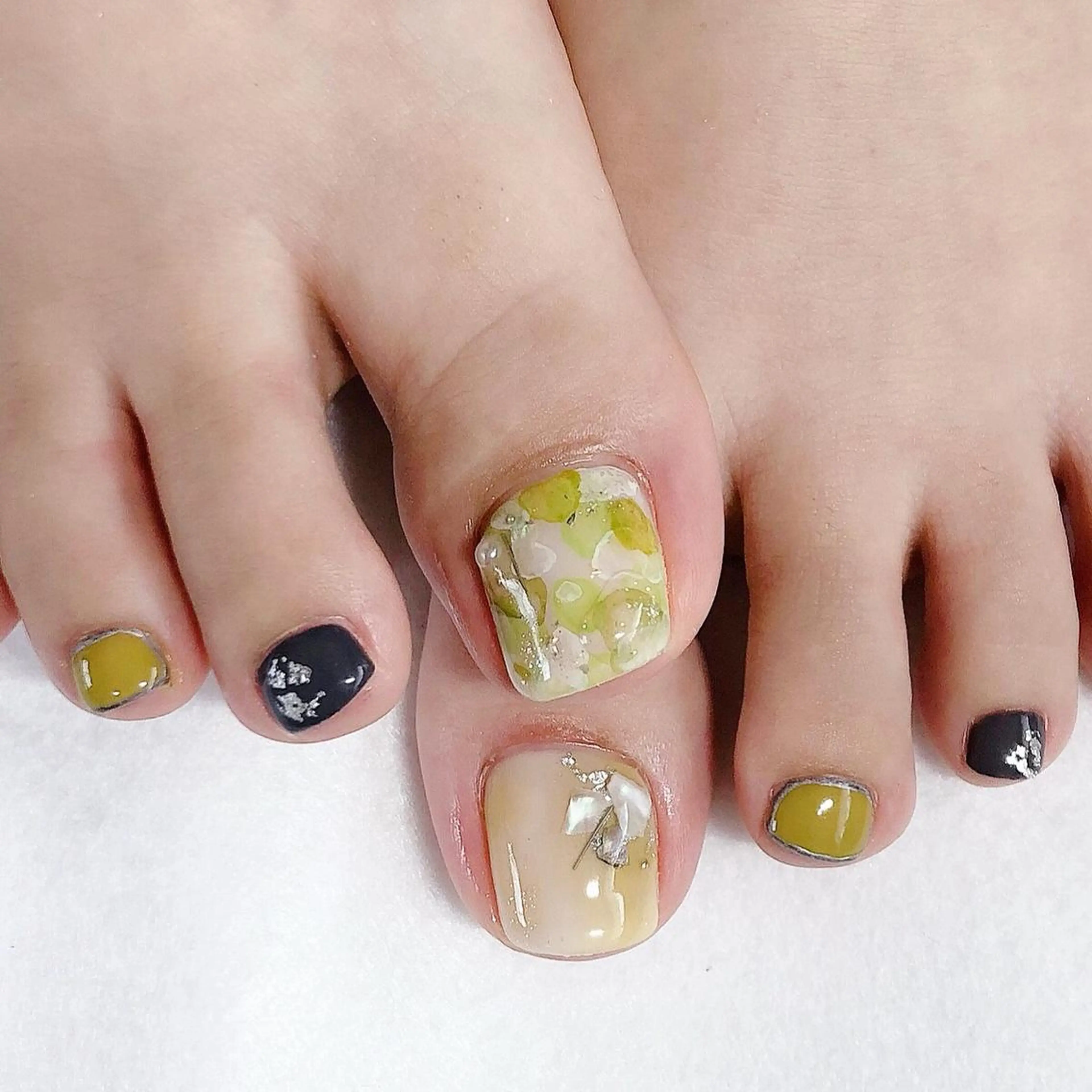 ネイル フットネイル ジェルネイル 東 千夏のネイルデザイン