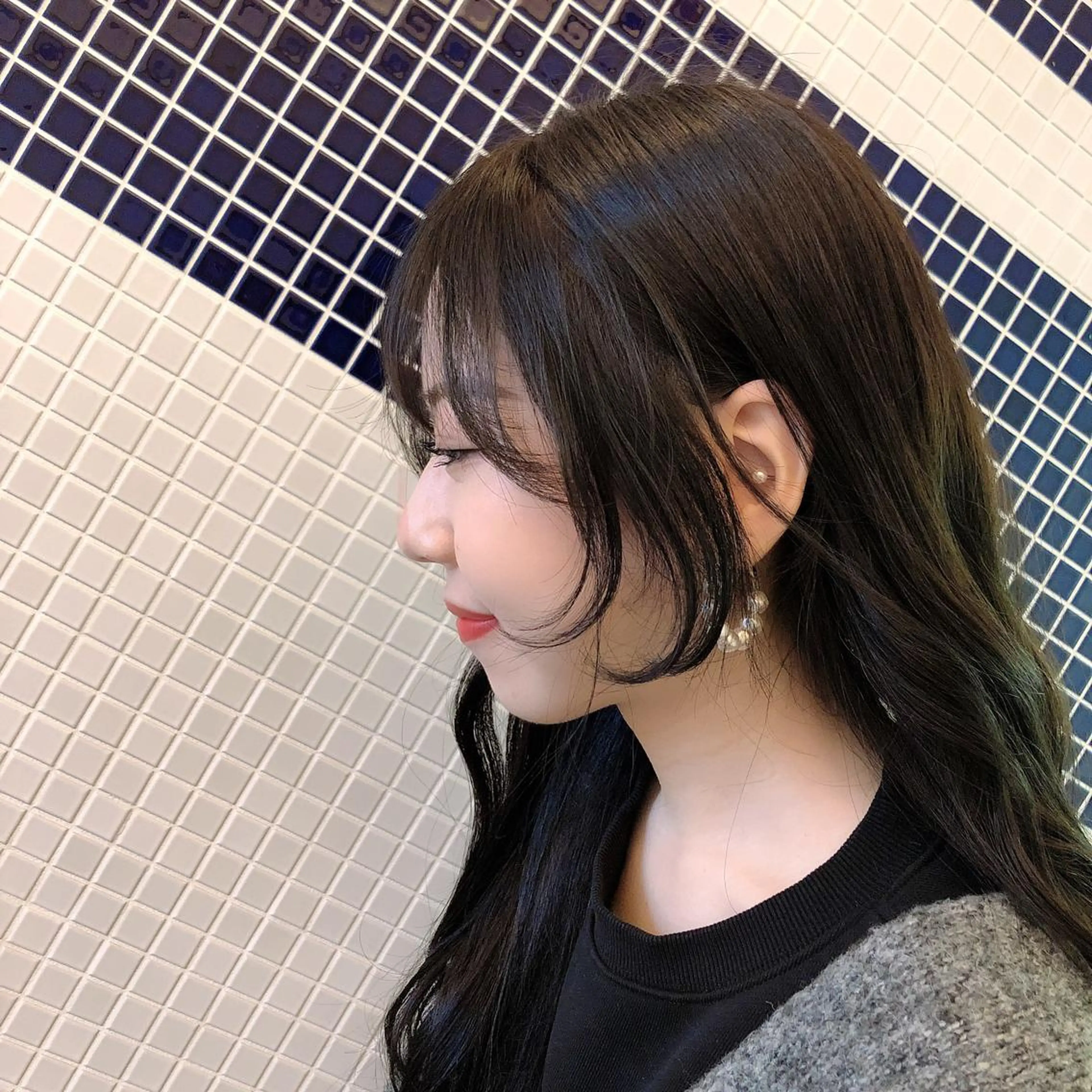 ロング 顔周りカット 韓国風ヘア シースルーバング SALOWIN梅田茶屋町Suite店所属・韓国美容室出身 🌹Sana/梅田のヘアスタイル