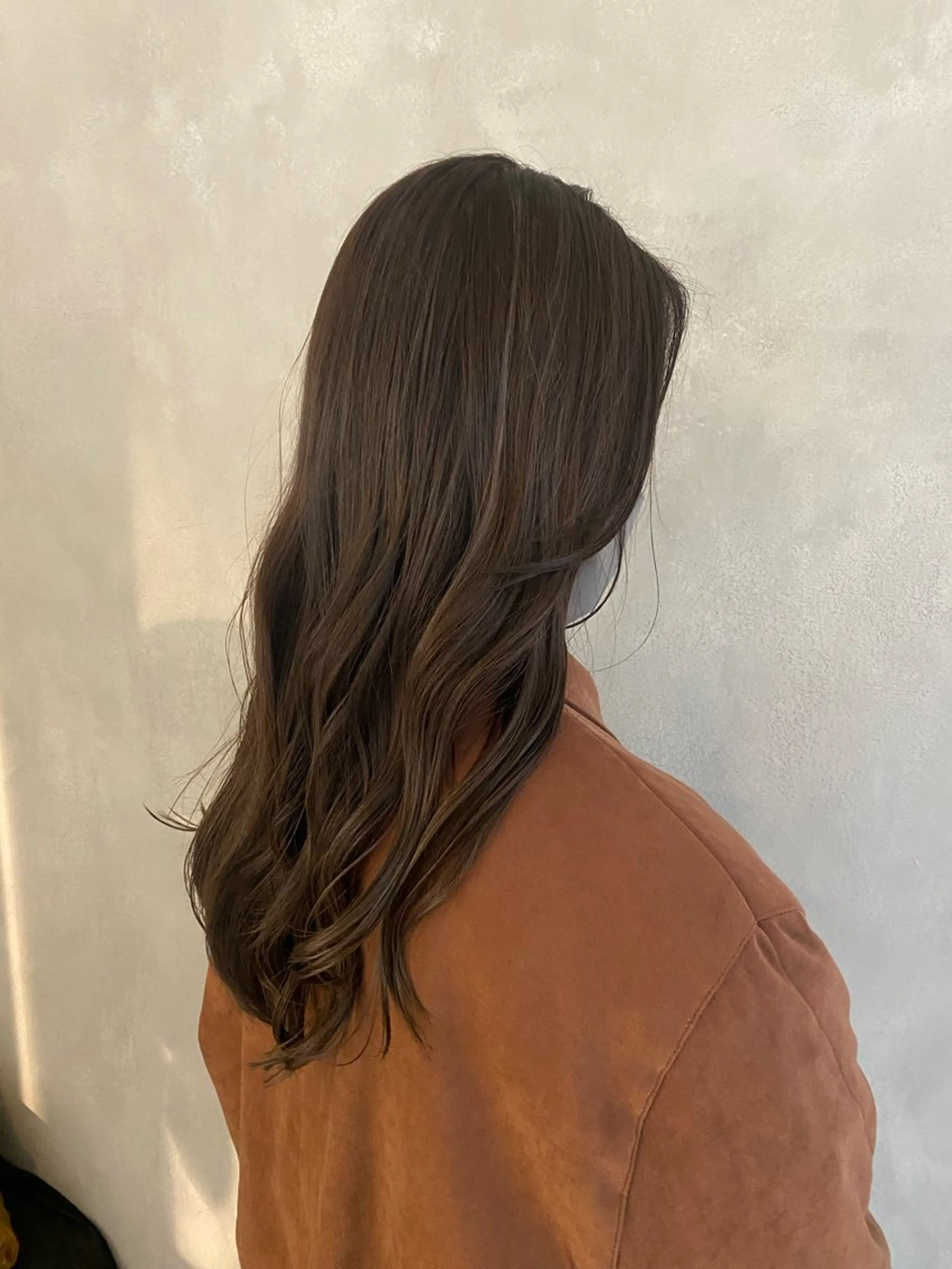 ロング 大島桃花 / 表参道 透明感カラーのヘアスタイル