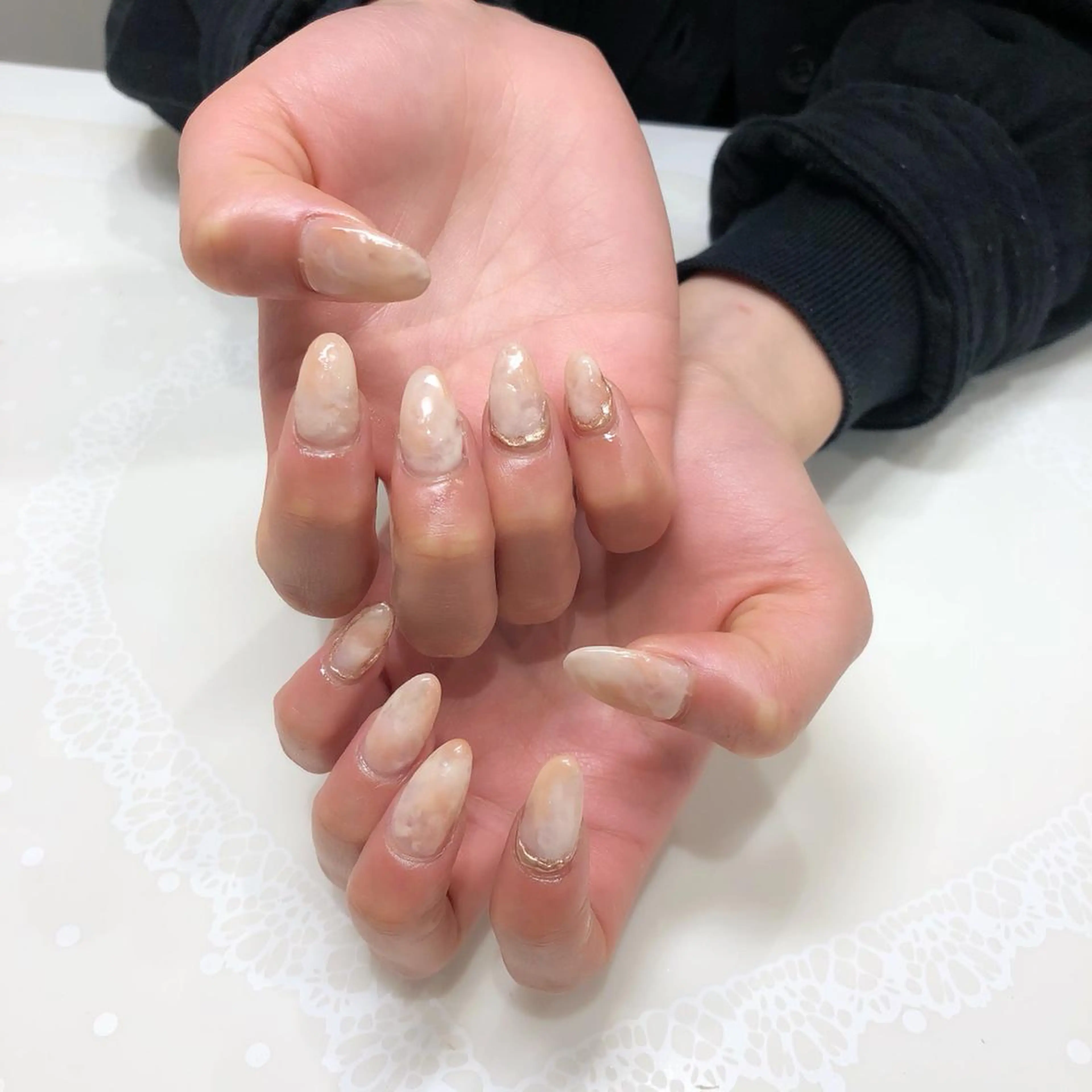 ネイル 椿森 美瑠紅の眉毛・アイブロウイメージ