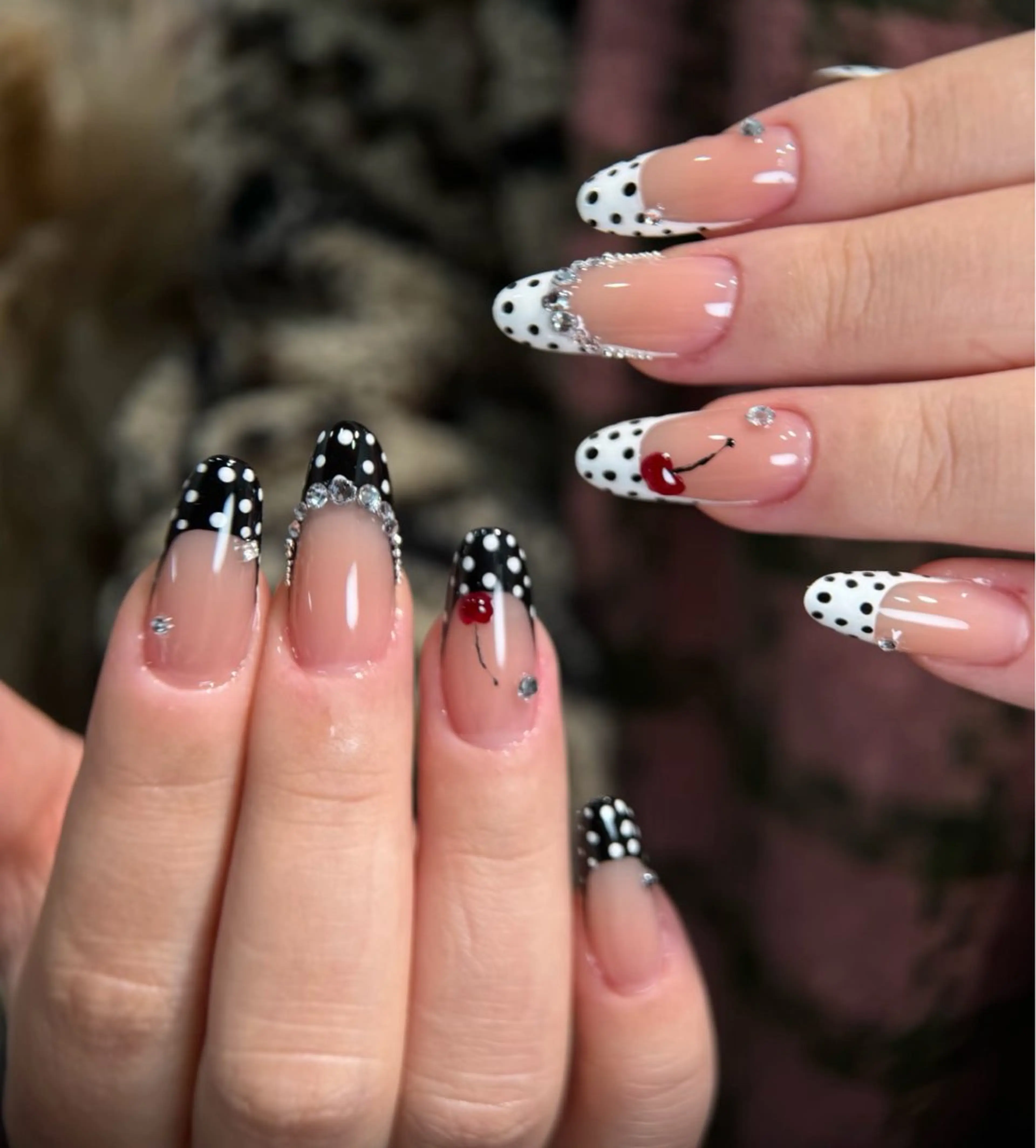 ネイル 桜ネイル フットネイル フレンチネイル グラデーション 氷ネイル・うるうるネイル ハンドネイル Lynn_ Nailのネイルデザイン