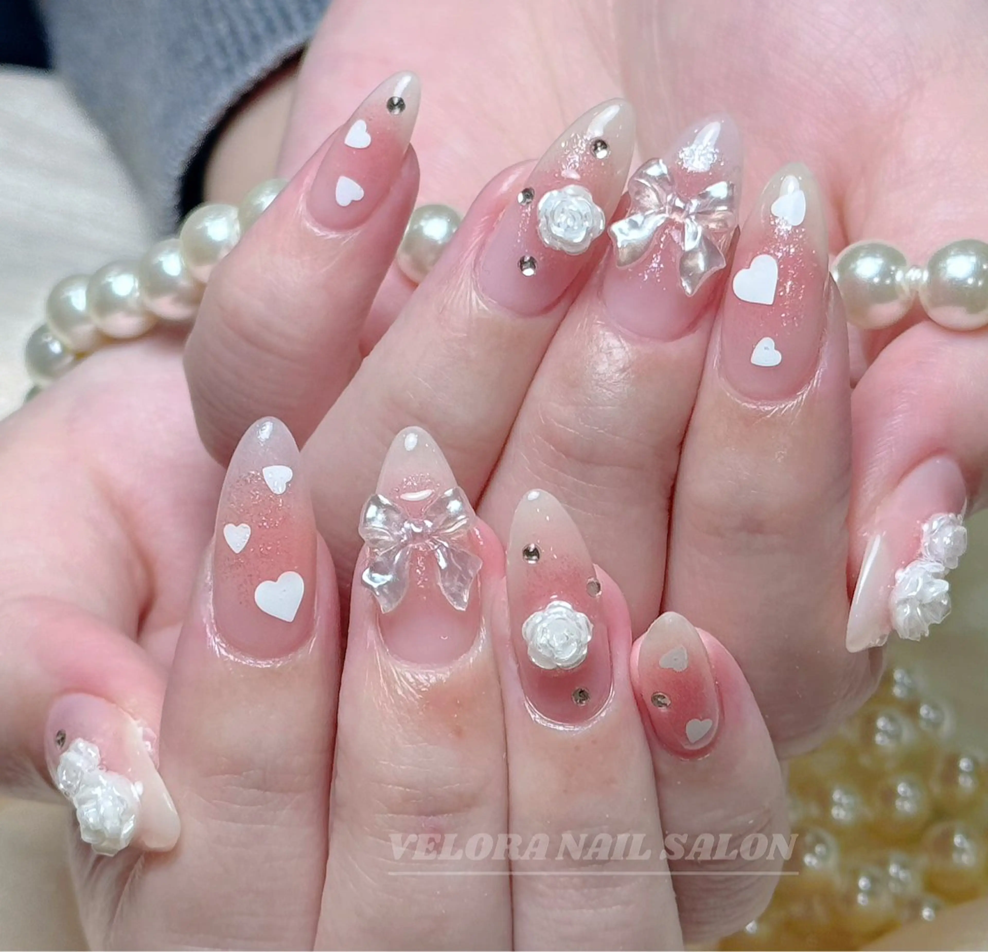 ネイル 長さ出し フレンチネイル ジェルネイル キラキラネイル 韓国ネイル ハンドネイル RINA NAILのネイルデザイン