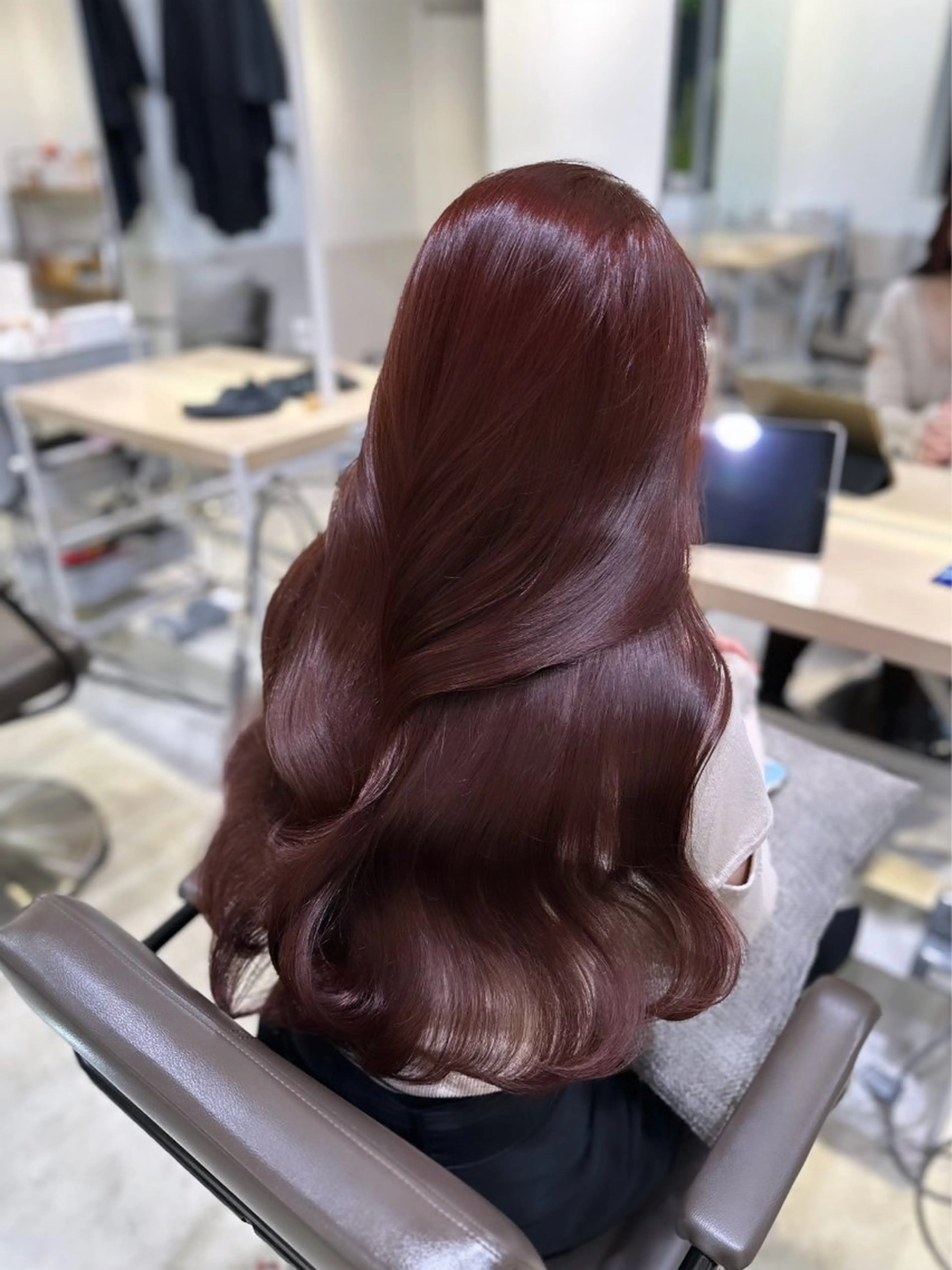 ロング カラー レッドカラー 韓国ヘア/レイヤー Yan✂︎のヘアスタイル