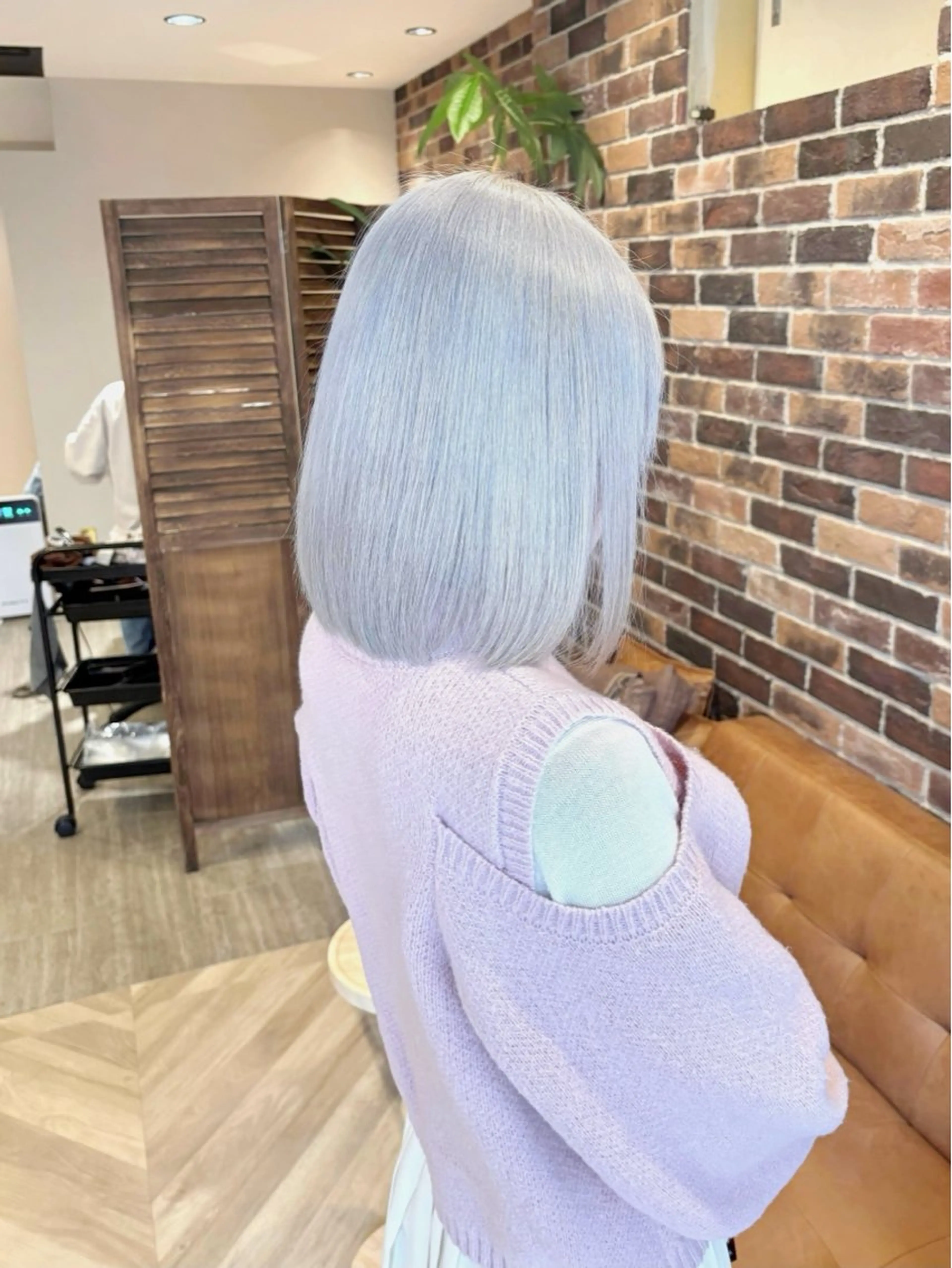 ミディアム 艶髪／透け感カラー ／ＲＹＯのヘアスタイル