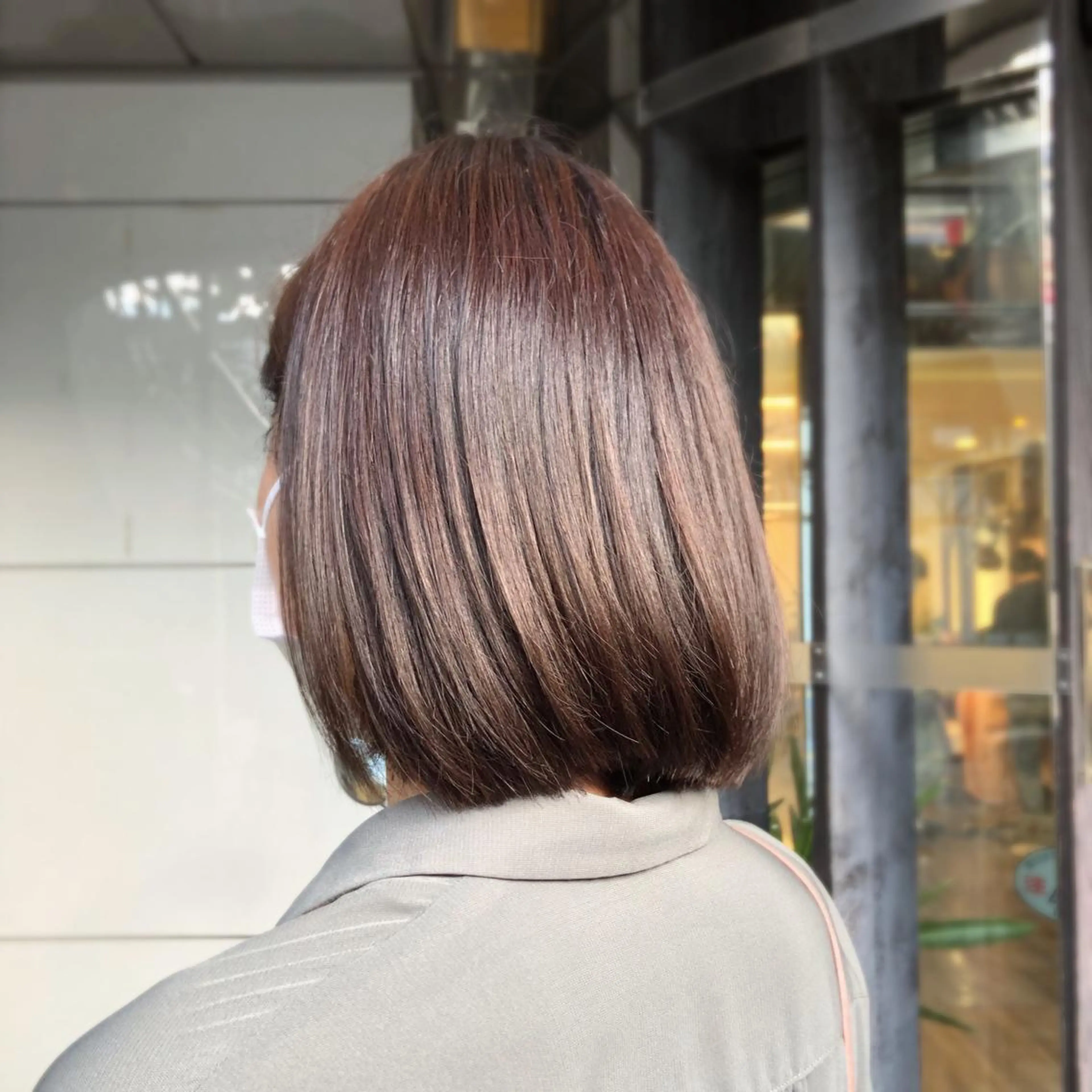 ミディアム カラー ヘアカラー トリートメント 山崎 絵莉香のヘアスタイル