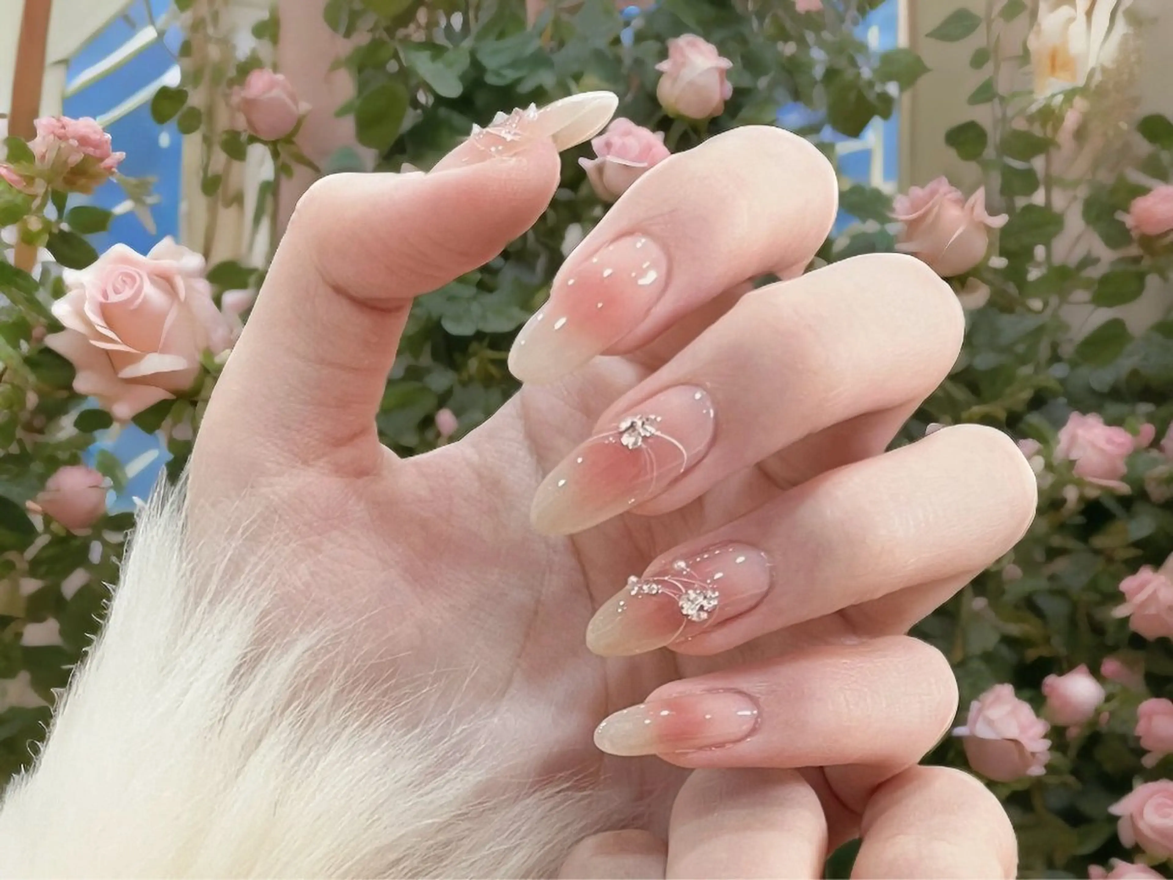 ネイル ガーリー ピンク シンプルネイル ストーンネイル ヌドネイルスタジオ もものネイルデザイン