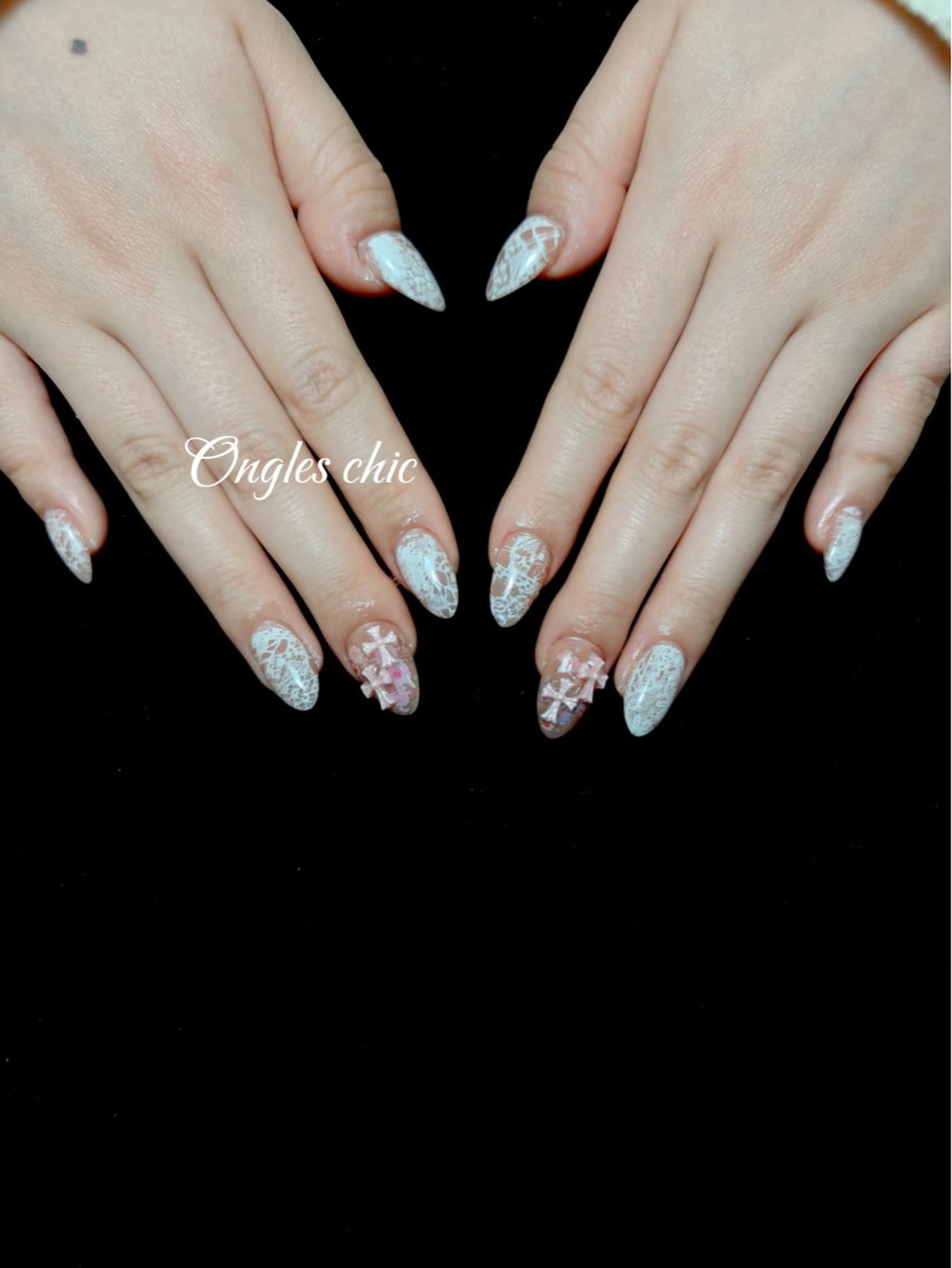 ネイル ハンドネイル ongles chicのネイルデザイン
