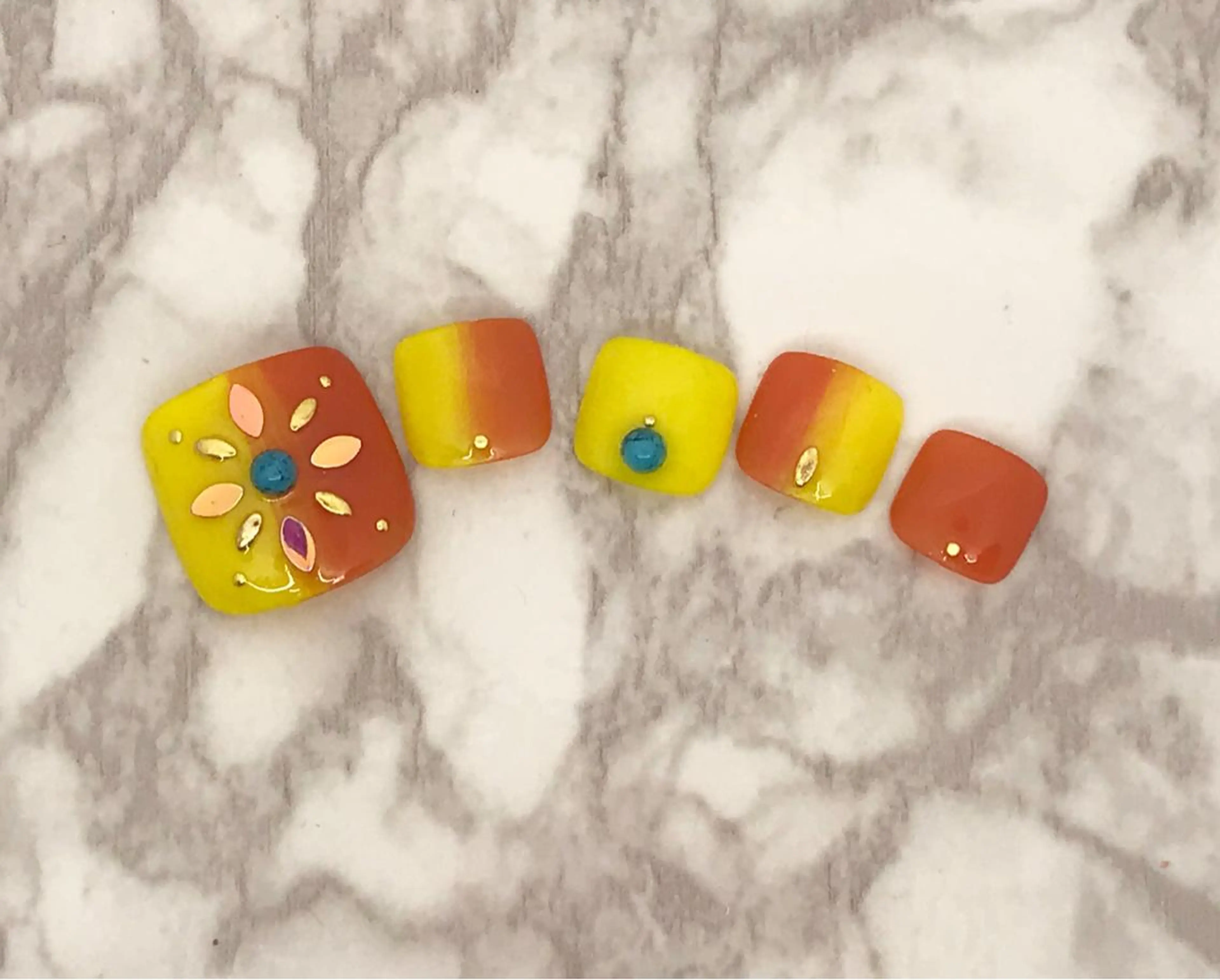 ネイル フットネイル Ribbon 佐野店のネイルデザイン