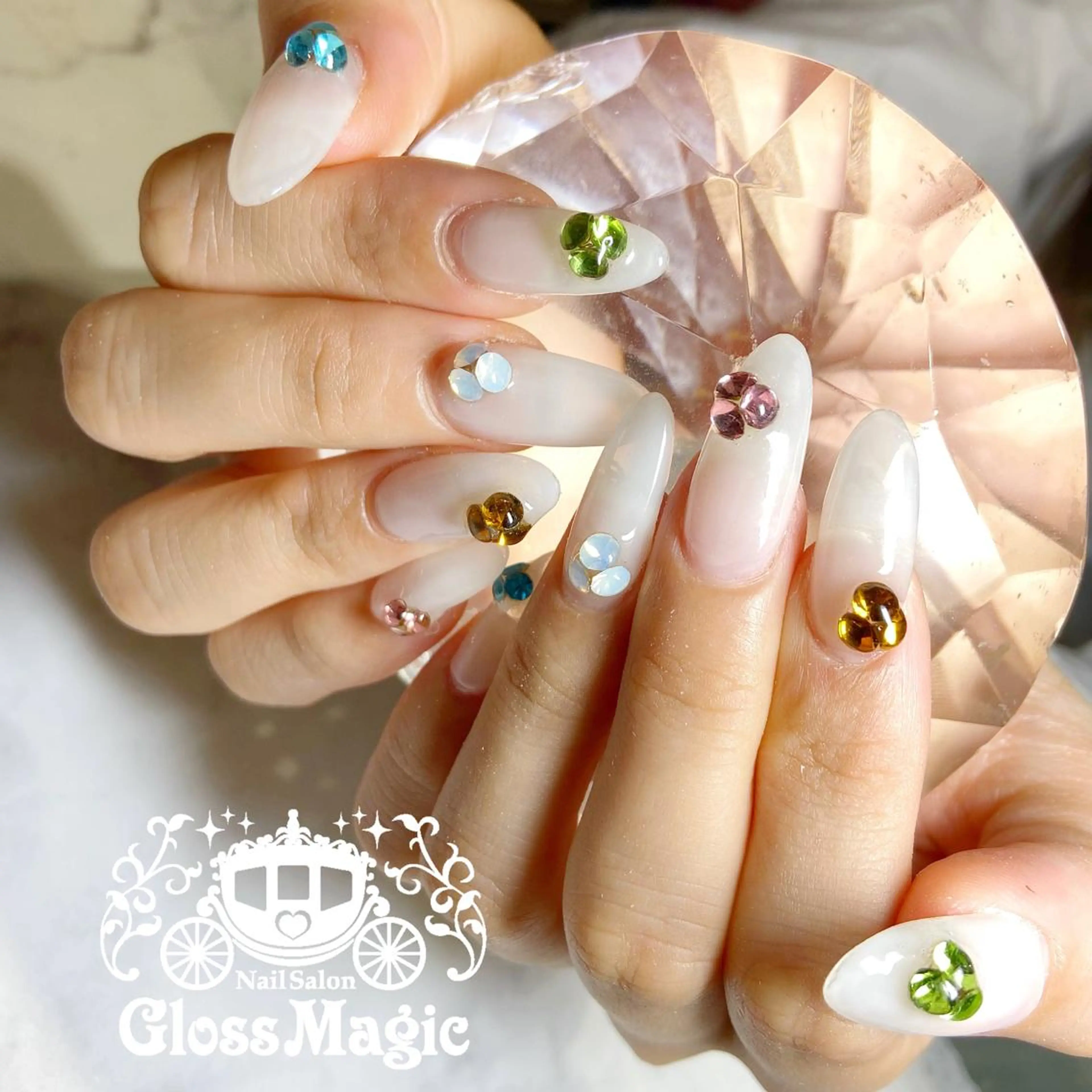 ネイル ハンドネイル YUN 💅のネイルデザイン