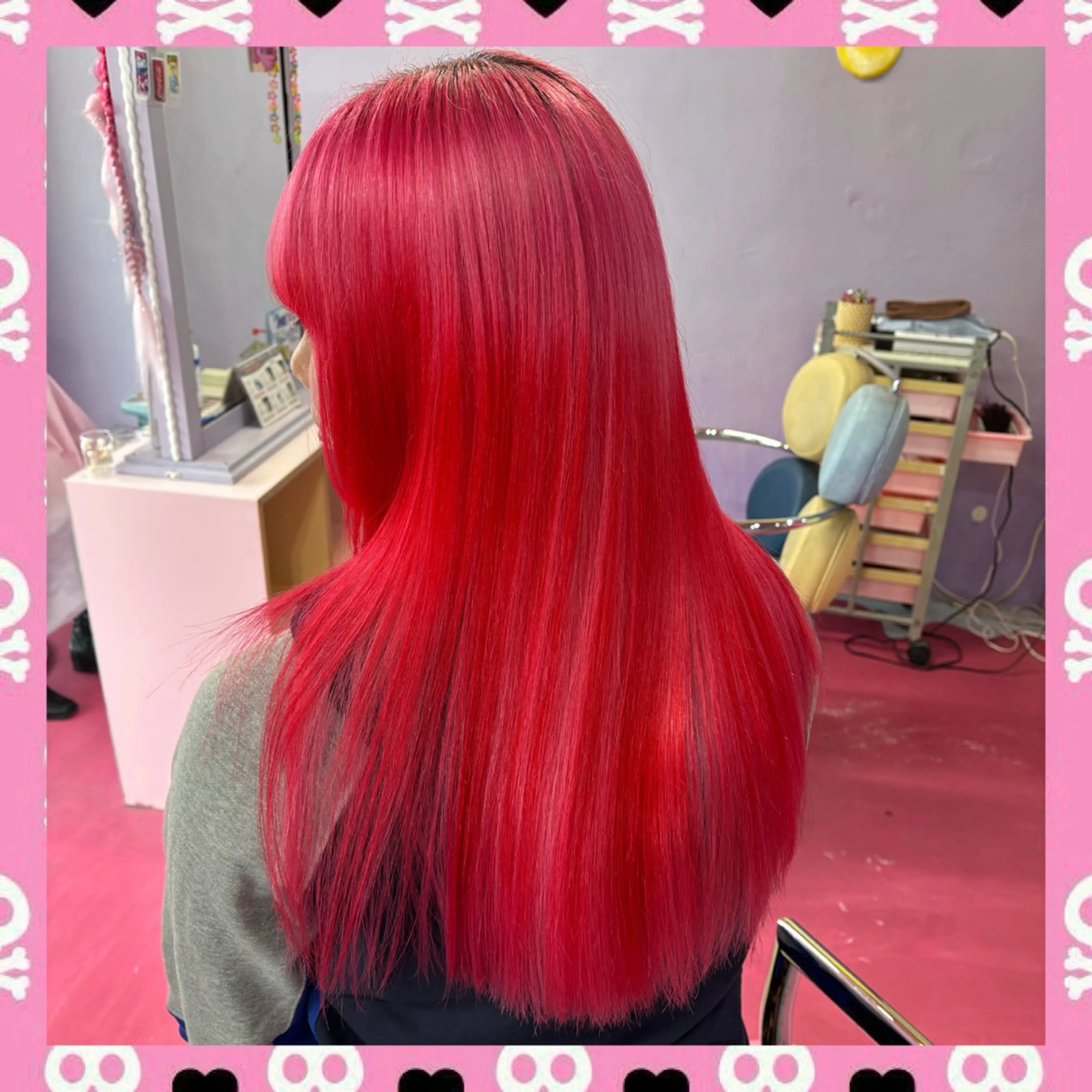 セミロング カラー ヘアカラー Miju💖派手髪/ ティンセル/エクステのヘアスタイル