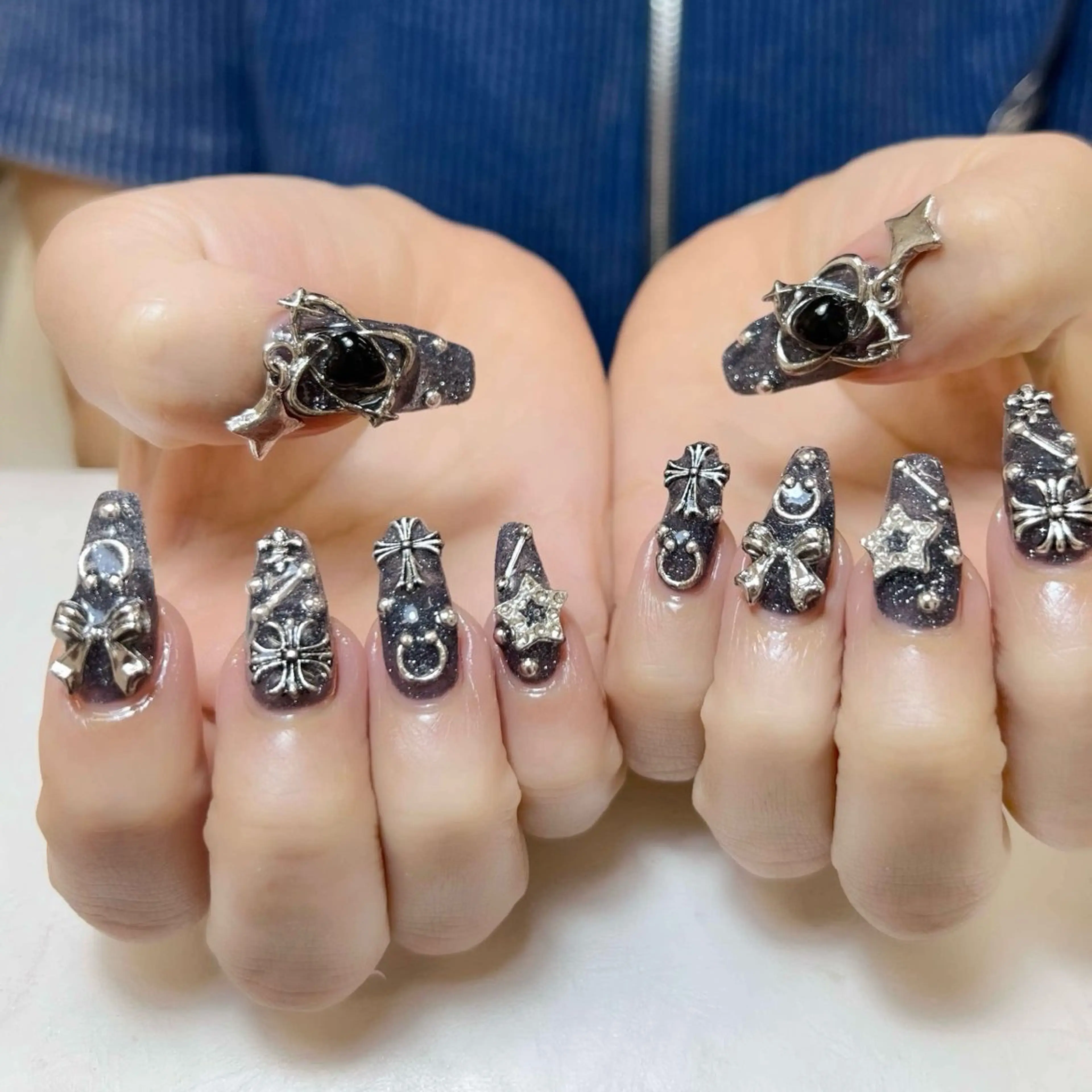 ネイル ハンドネイル Anh 歌舞伎町のネイルデザイン