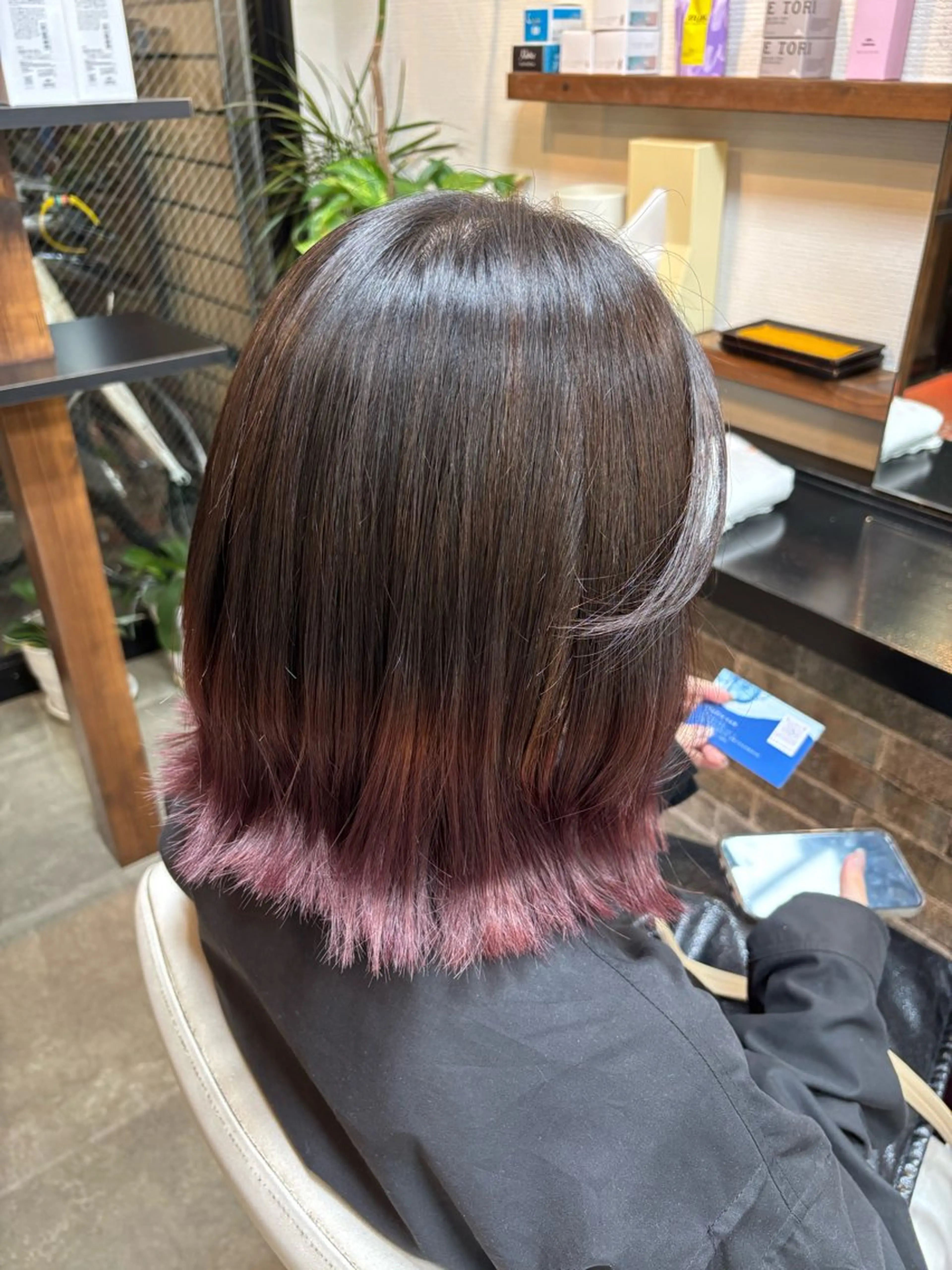 ミディアム カラー ブリーチ デザインカラー カット ヘアカラー イツキ🌕デザインカ ラー🥨髪質改善🫧のヘアスタイル
