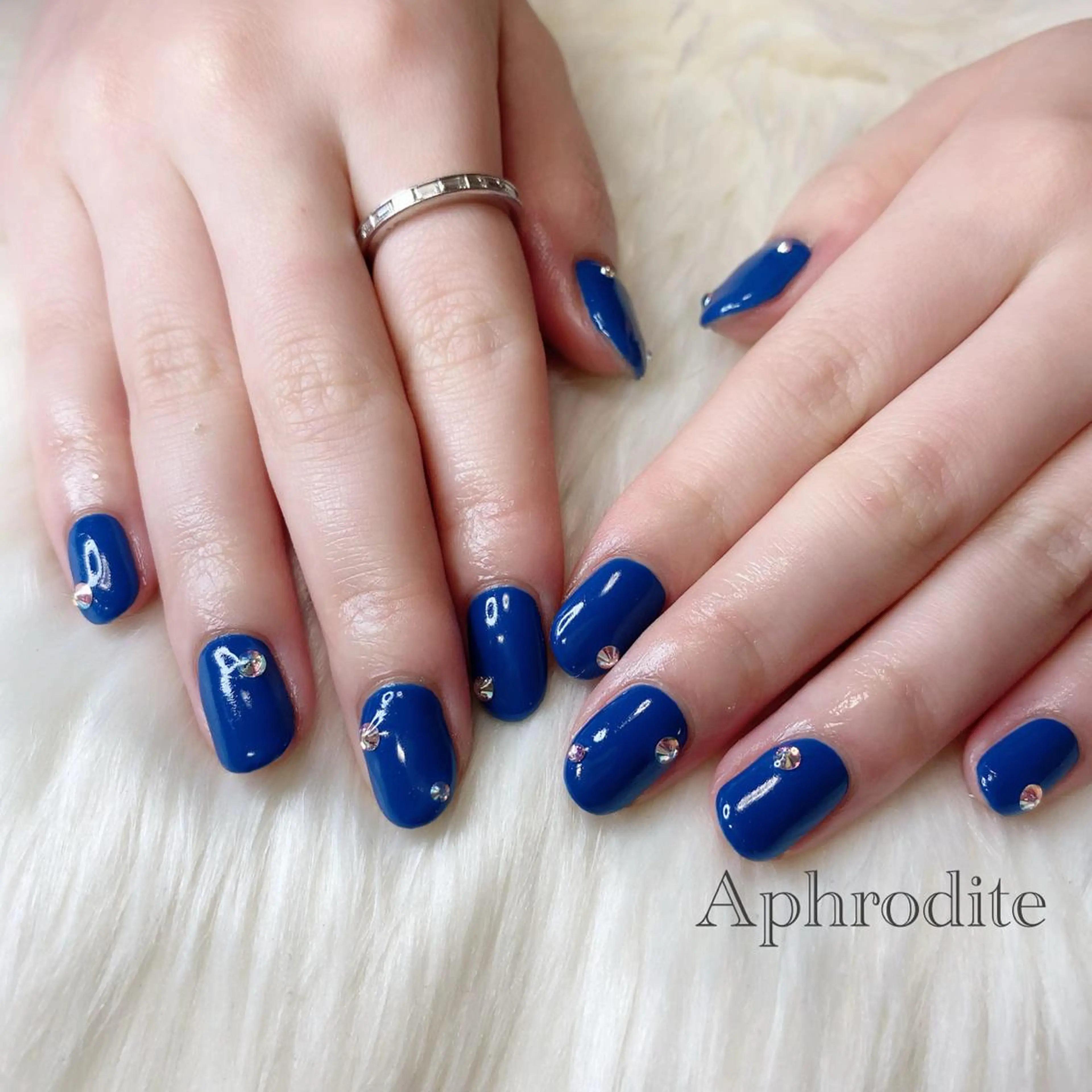 ネイル Aphrodite パラジェル認定サロンのネイルデザイン