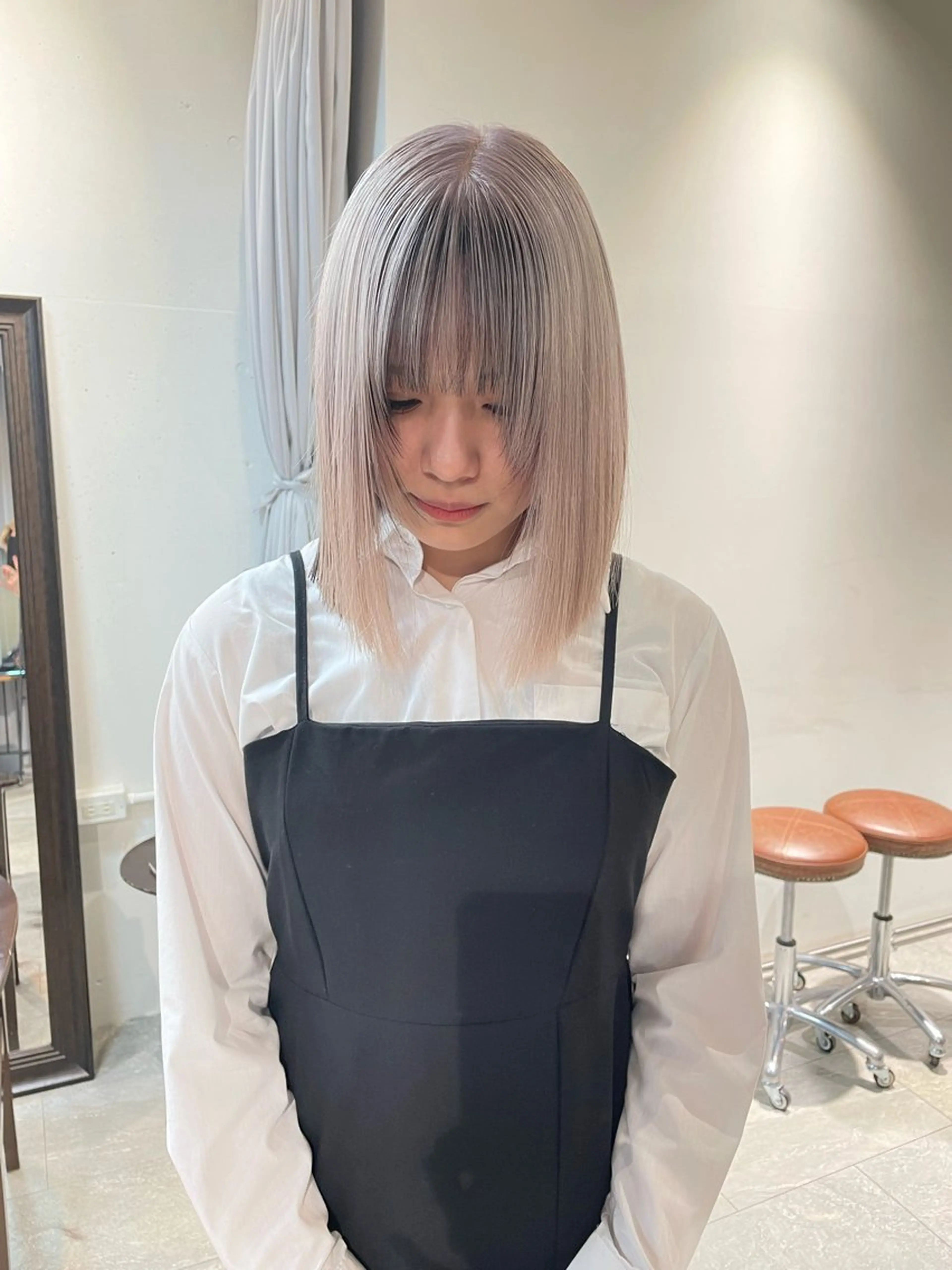 ミディアム カラー カット ヘアカラー トリートメント ヘアセット 💜ハイトーン💛 マジカルかいちゃんのヘアスタイル