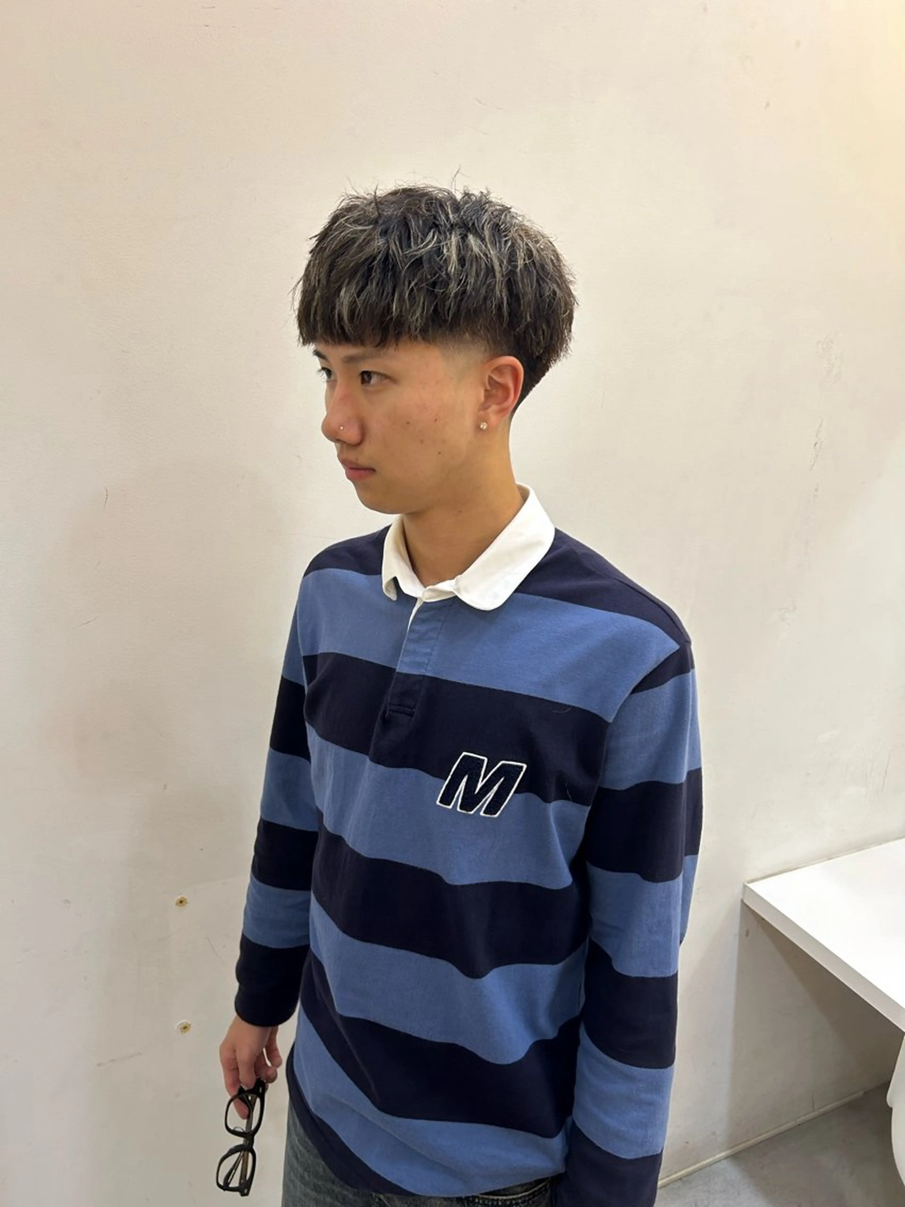 カラー パーマ メンズ メンズハイライト メンズメッシュ ハイライトカラー メッシュ 外国人風カラー メンズパーマ/ 縮毛矯正特化　Tumのヘアスタイル