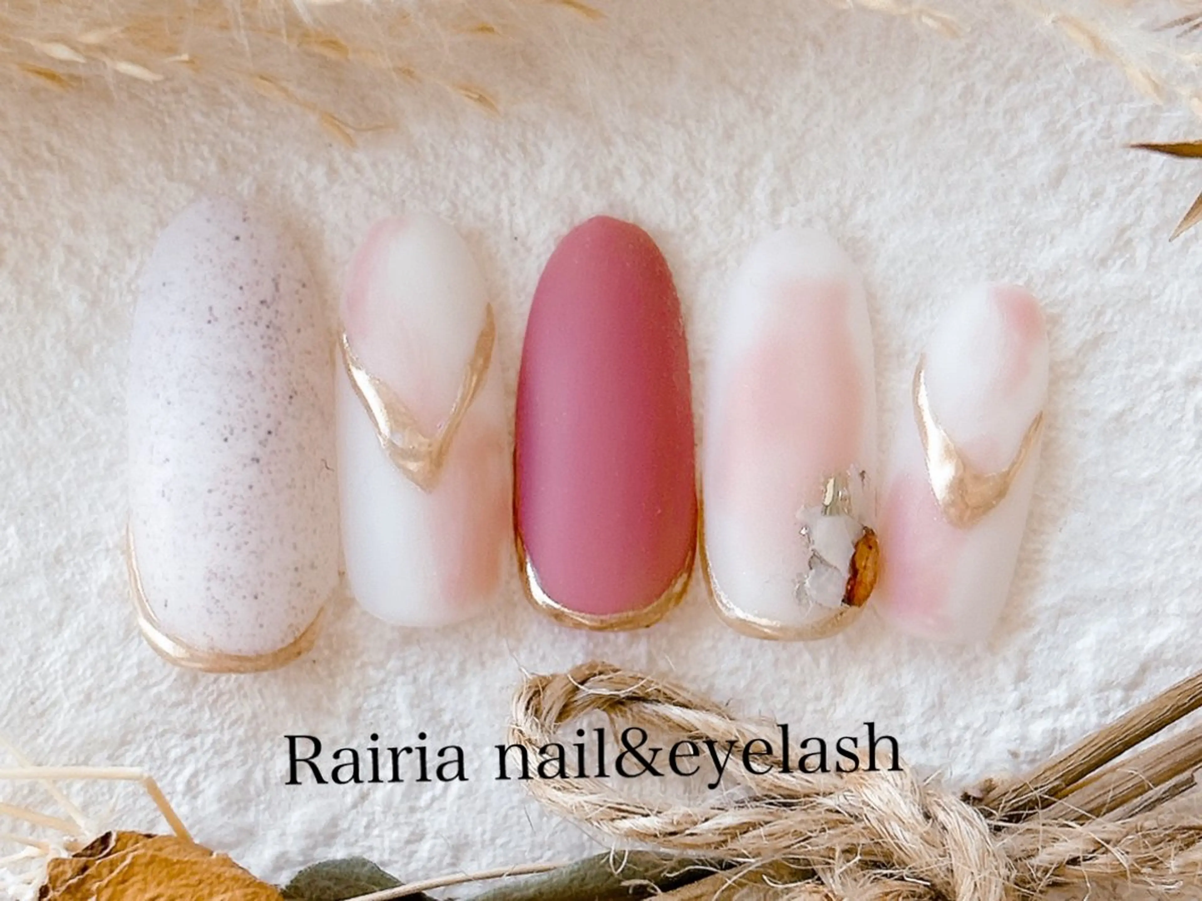 ネイル アートネイル ジェルネイル 持ち込み ニュアンスネイル パラジェル Rairia nail本八幡店のネイルデザイン