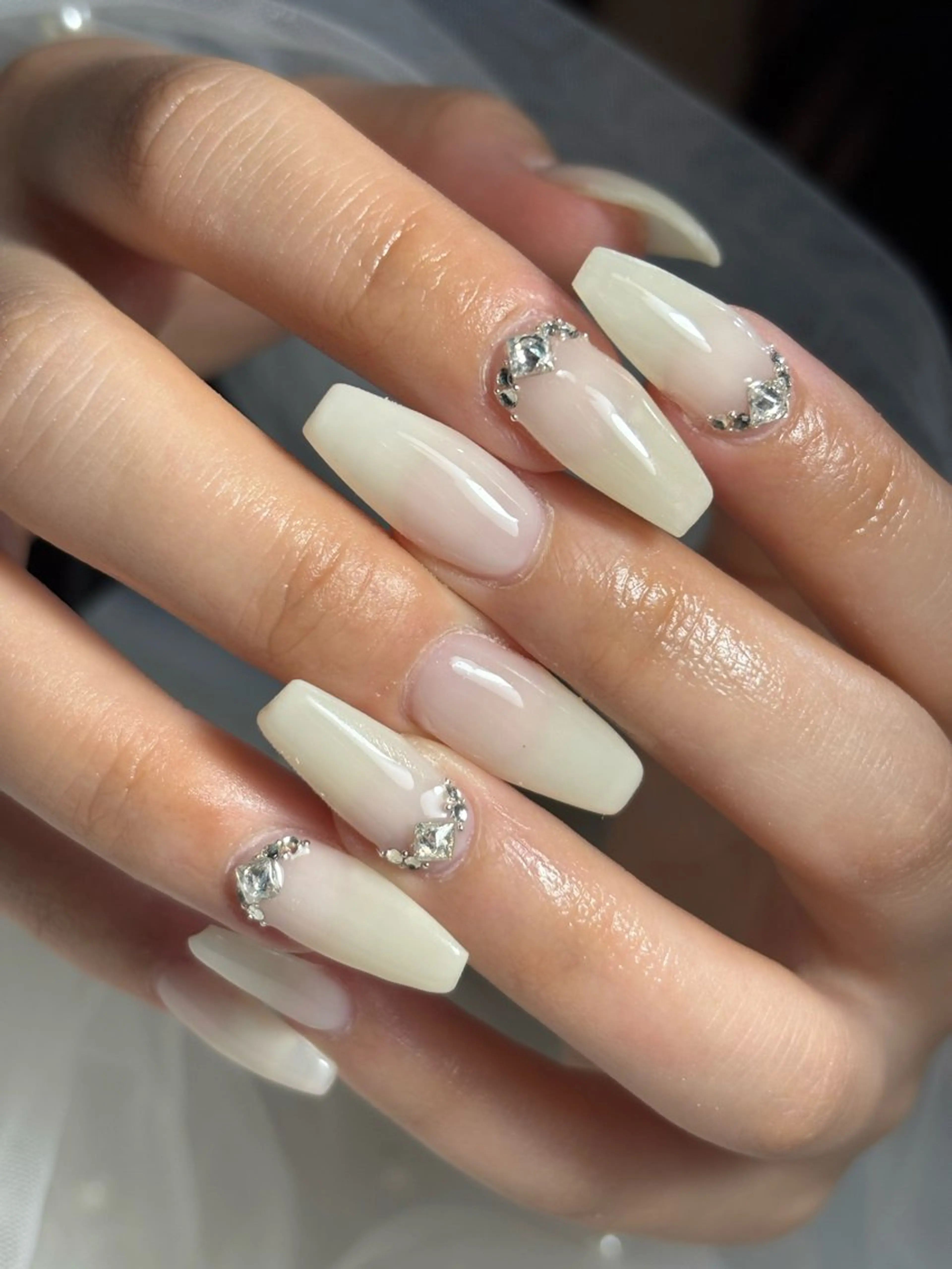 ネイル ハンドネイル フットネイル ✴︎ Delightのネイルデザイン