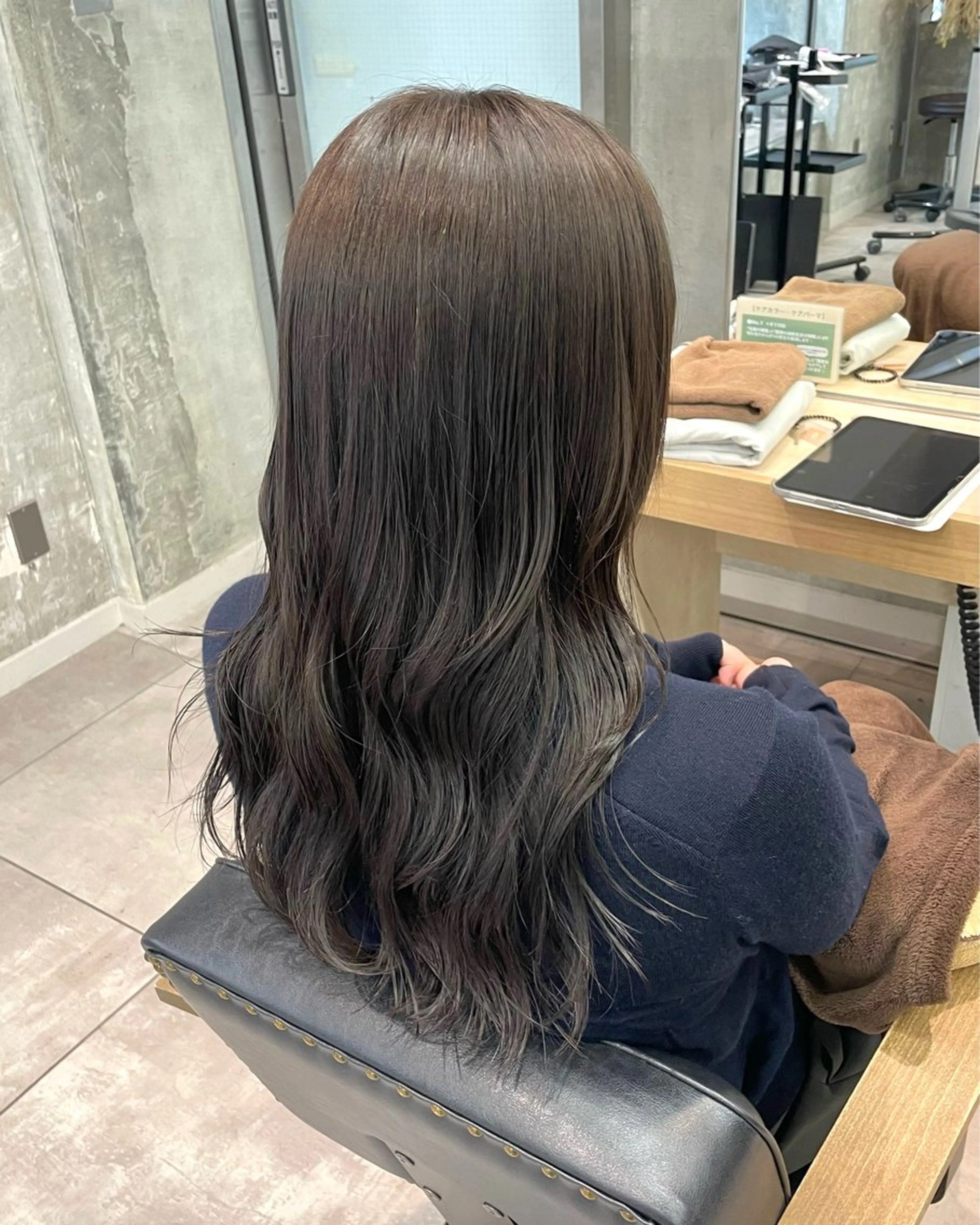 ロング カラー カット ヘアカラー 透明感カラー×ヘア アレンジ🪽しおりのヘアスタイル