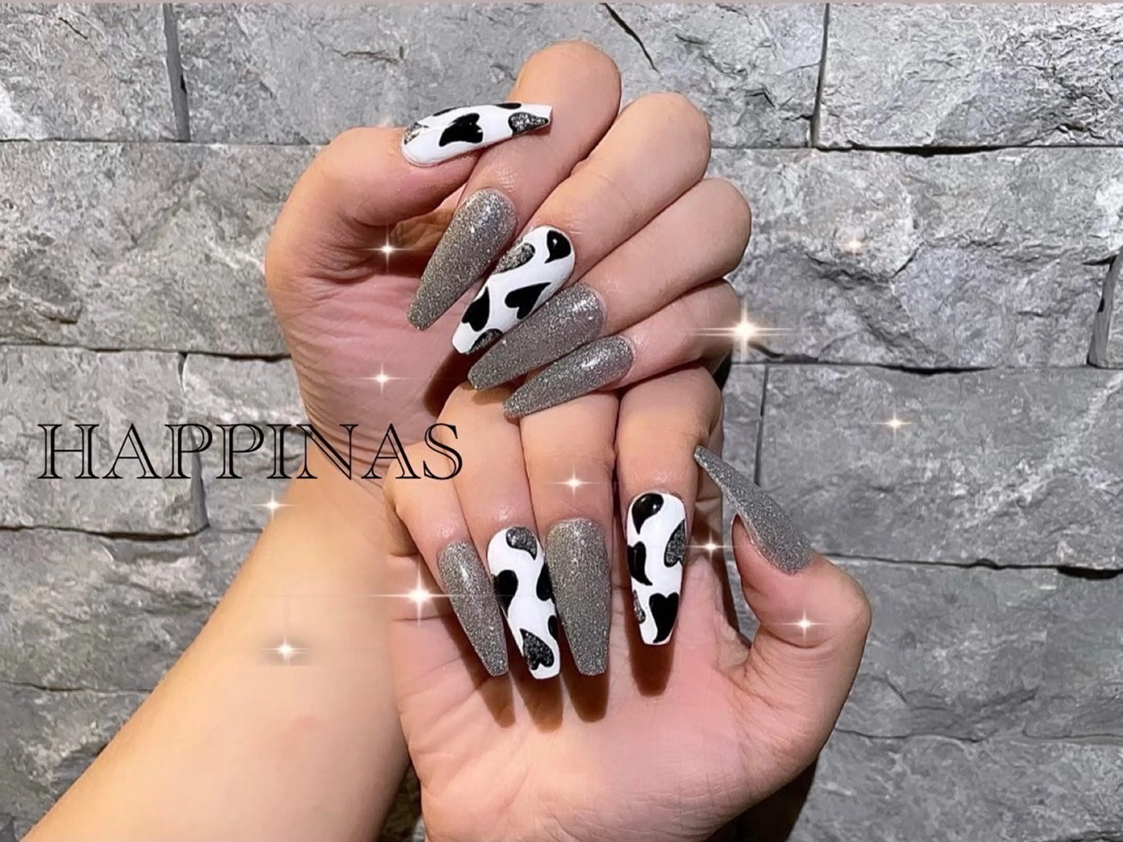 ネイル ハート ロングネイル スカルプネイル シルバー ハンドネイル HAPPINAS くるみのネイルデザイン