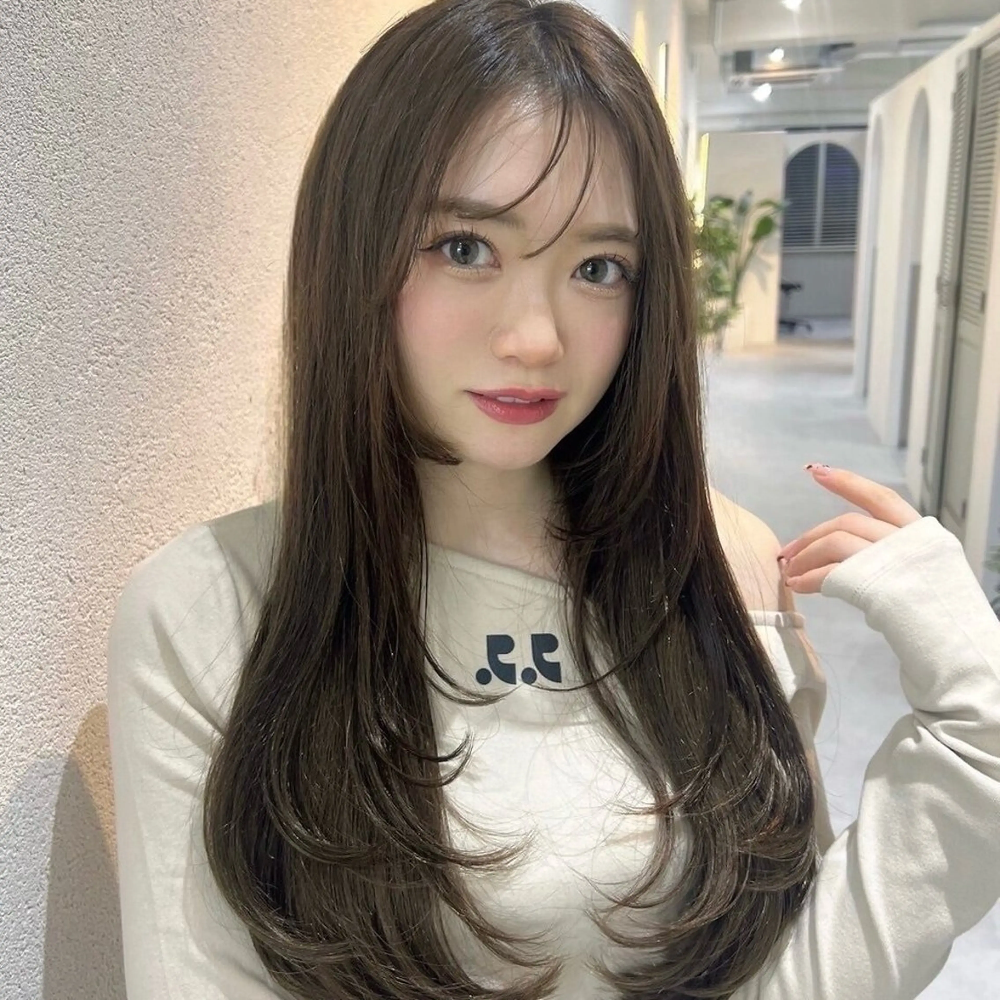 ロング ロングレイヤー 韓国風ヘア レイヤーカット ロング 似合わせレイヤー ×髪質改善✨NOJIのヘアスタイル
