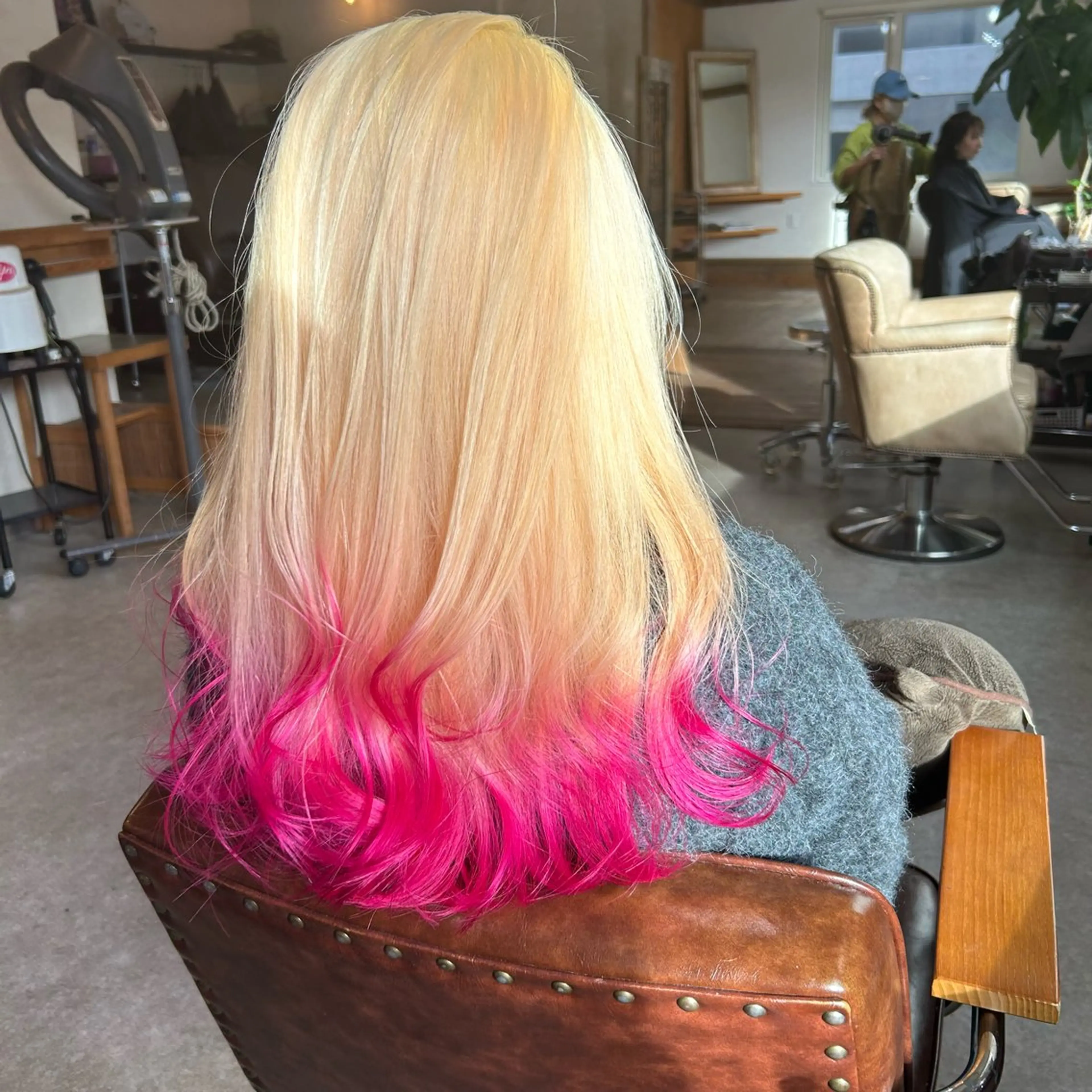 ロング カラー 🌼RIKA🌼 レディース専門💖のヘアスタイル