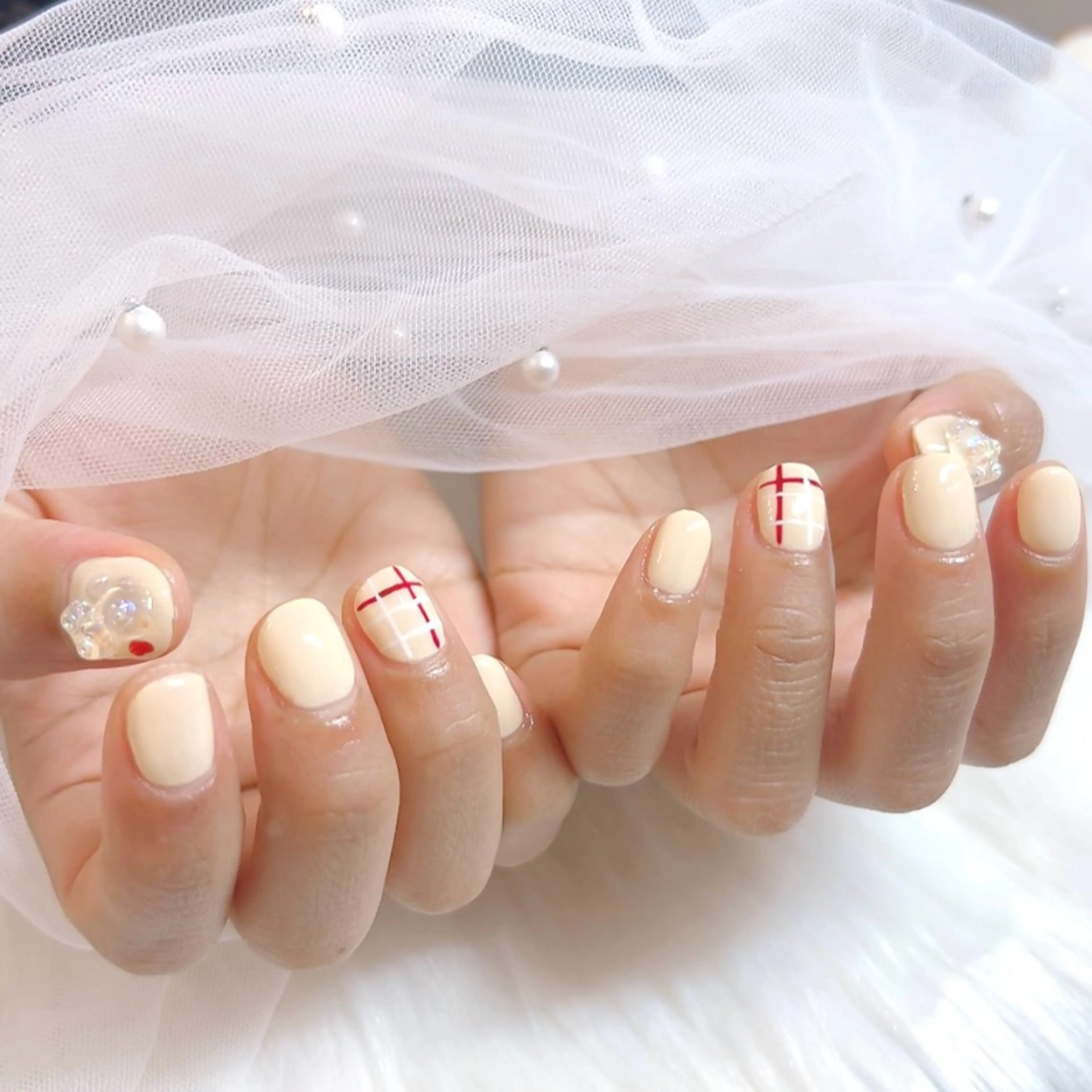 ネイル シンプルネイル ハンドネイル Charlie 🖤のネイルデザイン