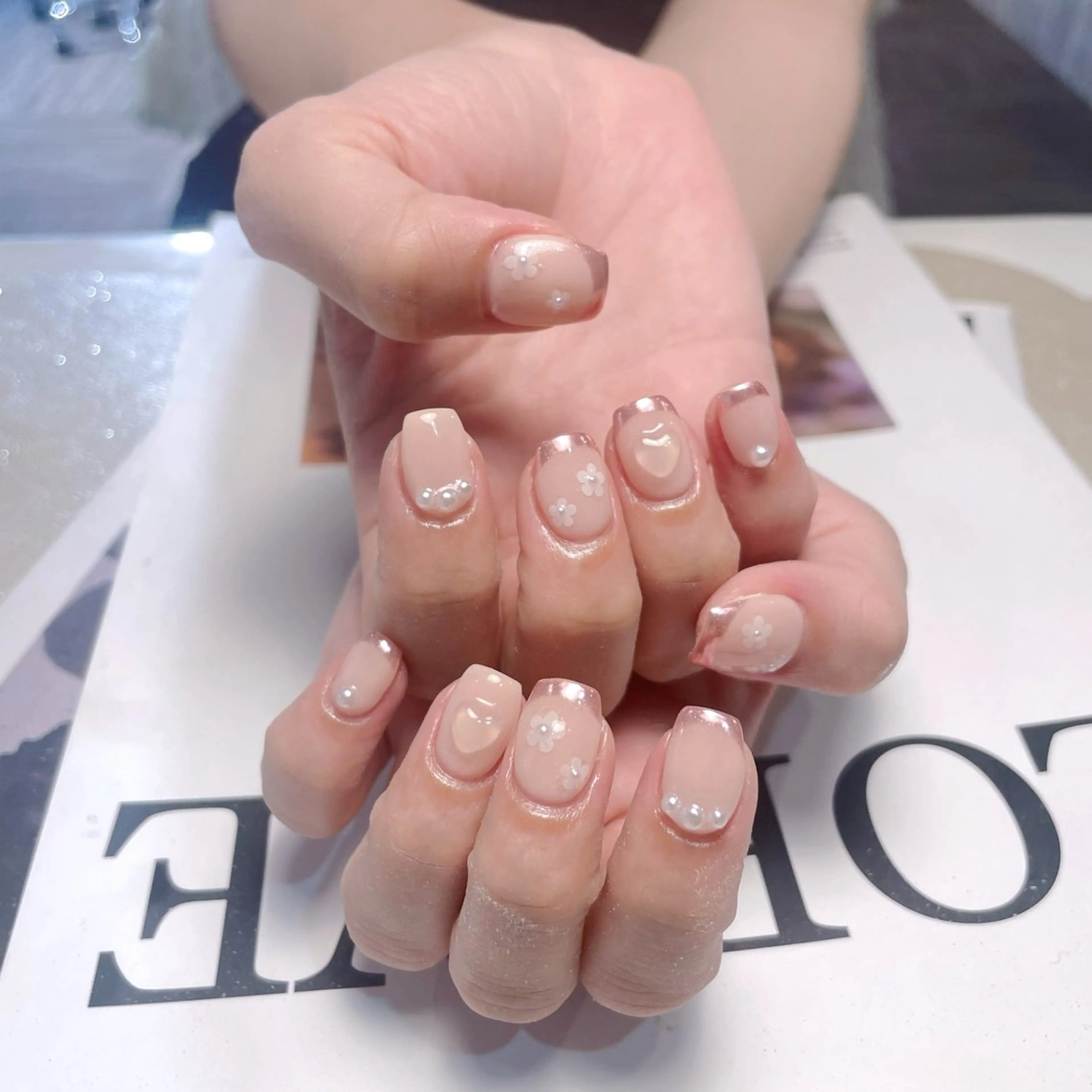 ネイル オーロラネイル フレンチネイル D.d Nail Moeのネイルデザイン