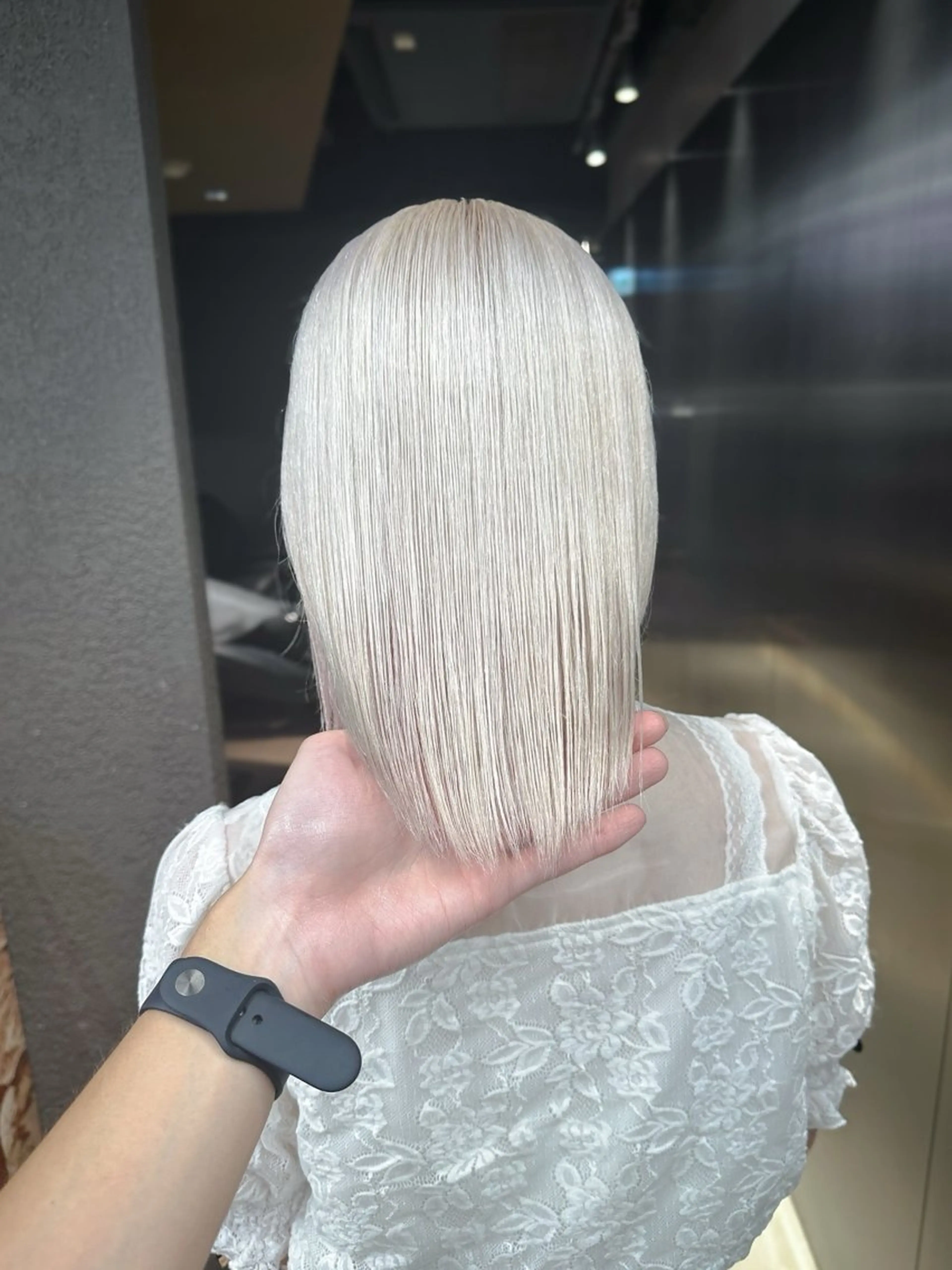 ショート カラー ブロンド ホワイトブロンド ヘアカラー トリートメント 鈴木/ニュアンス パーマ/メンズのヘアスタイル