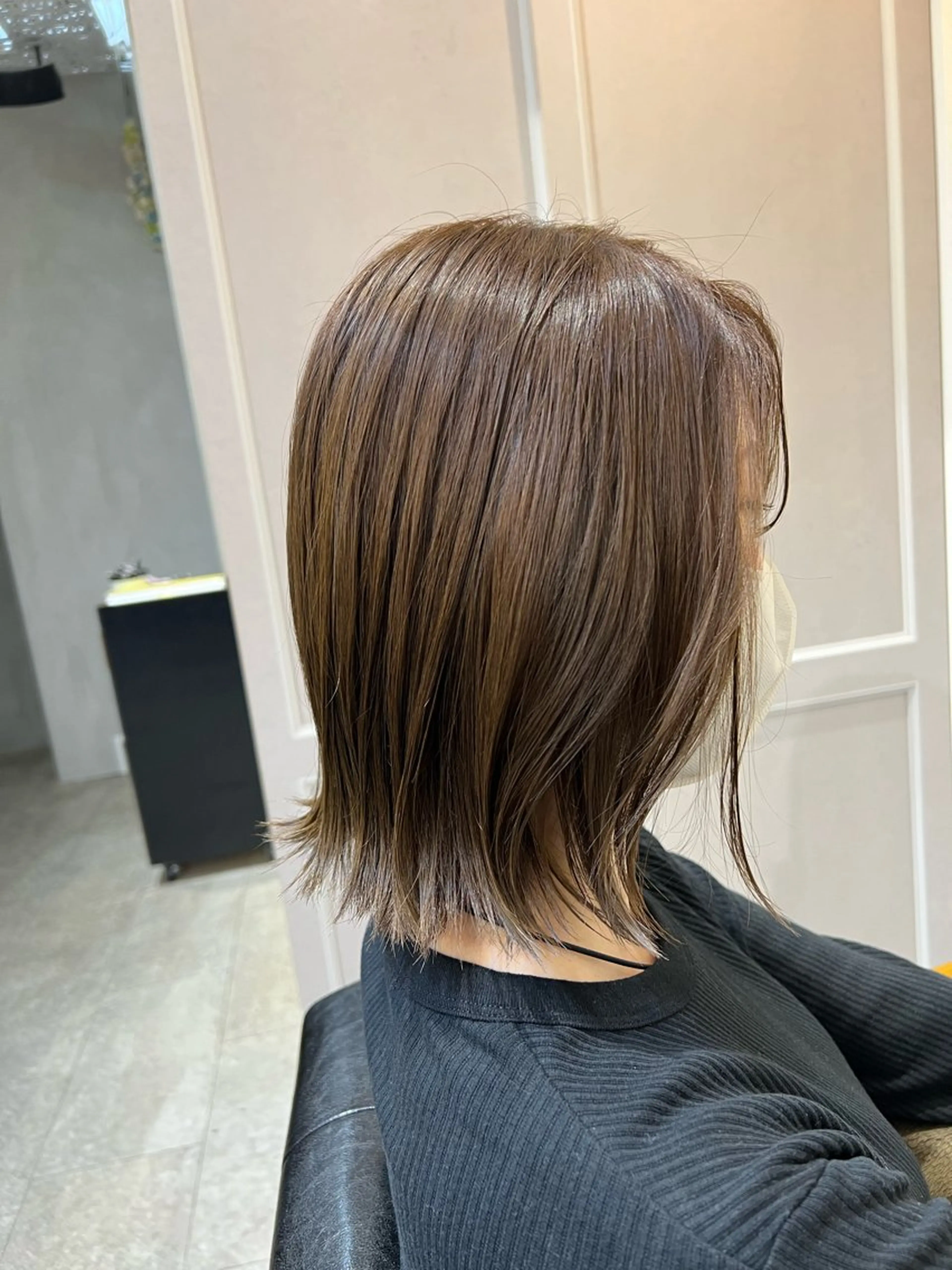 ミディアム カラー 南雲 由麻のヘアスタイル