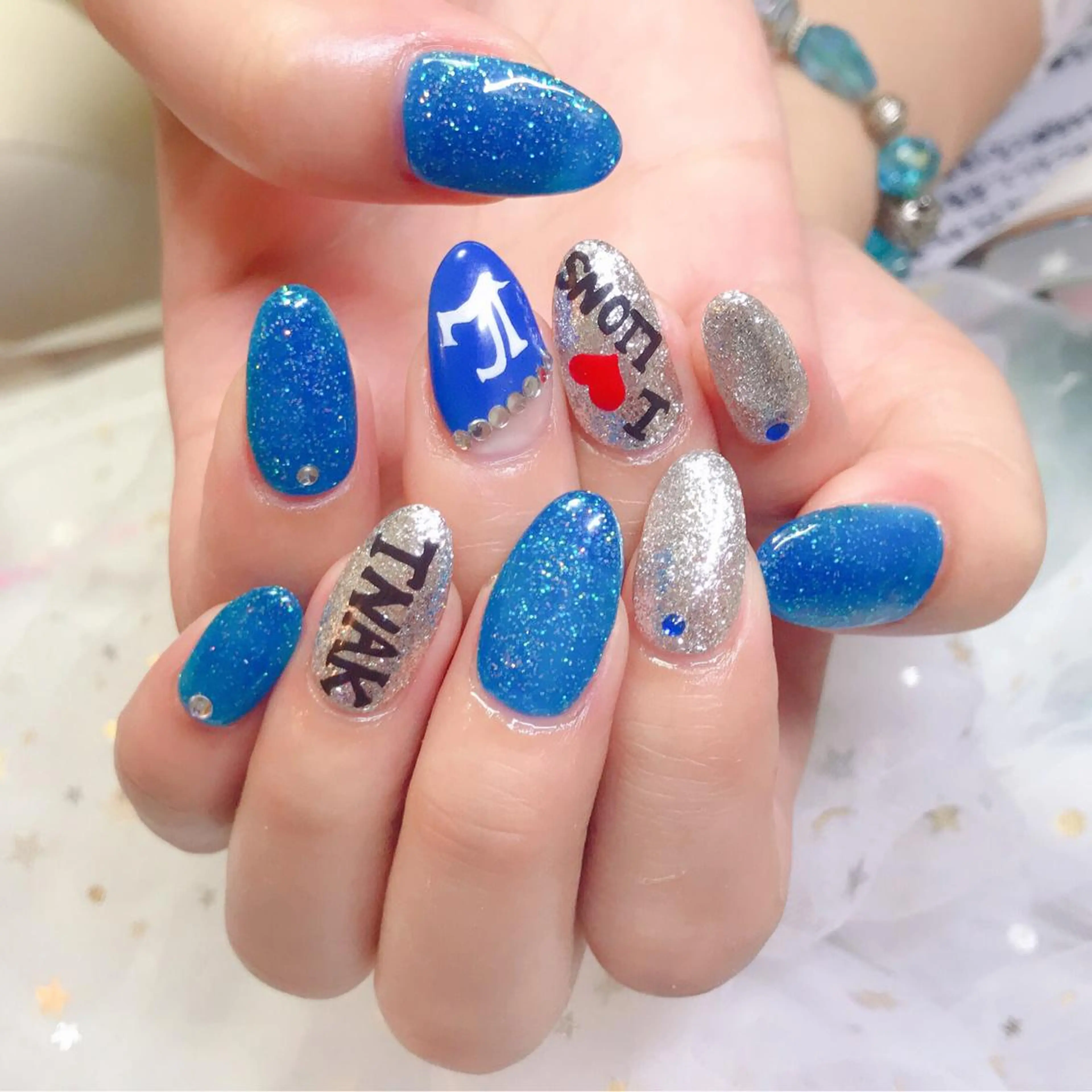 カラー ネイル アートネイル スカルプネイル Q Free nailsのネイルデザイン