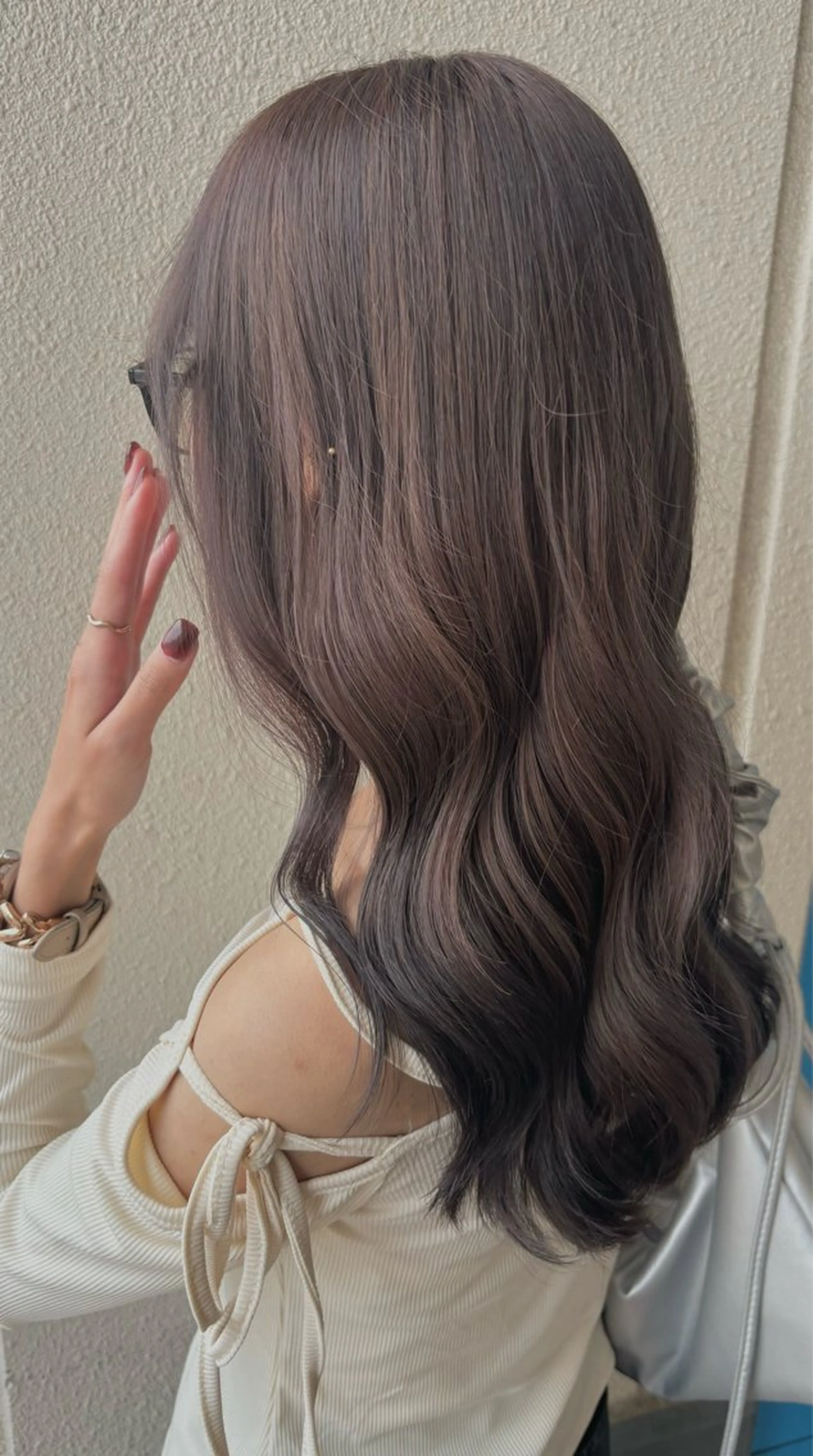 ロング カラー グレージュ ラベンダーカラー ラベンダーグレージュ ラベンダーグレー まとまりの良い髪に✨ AOI🩷のヘアスタイル