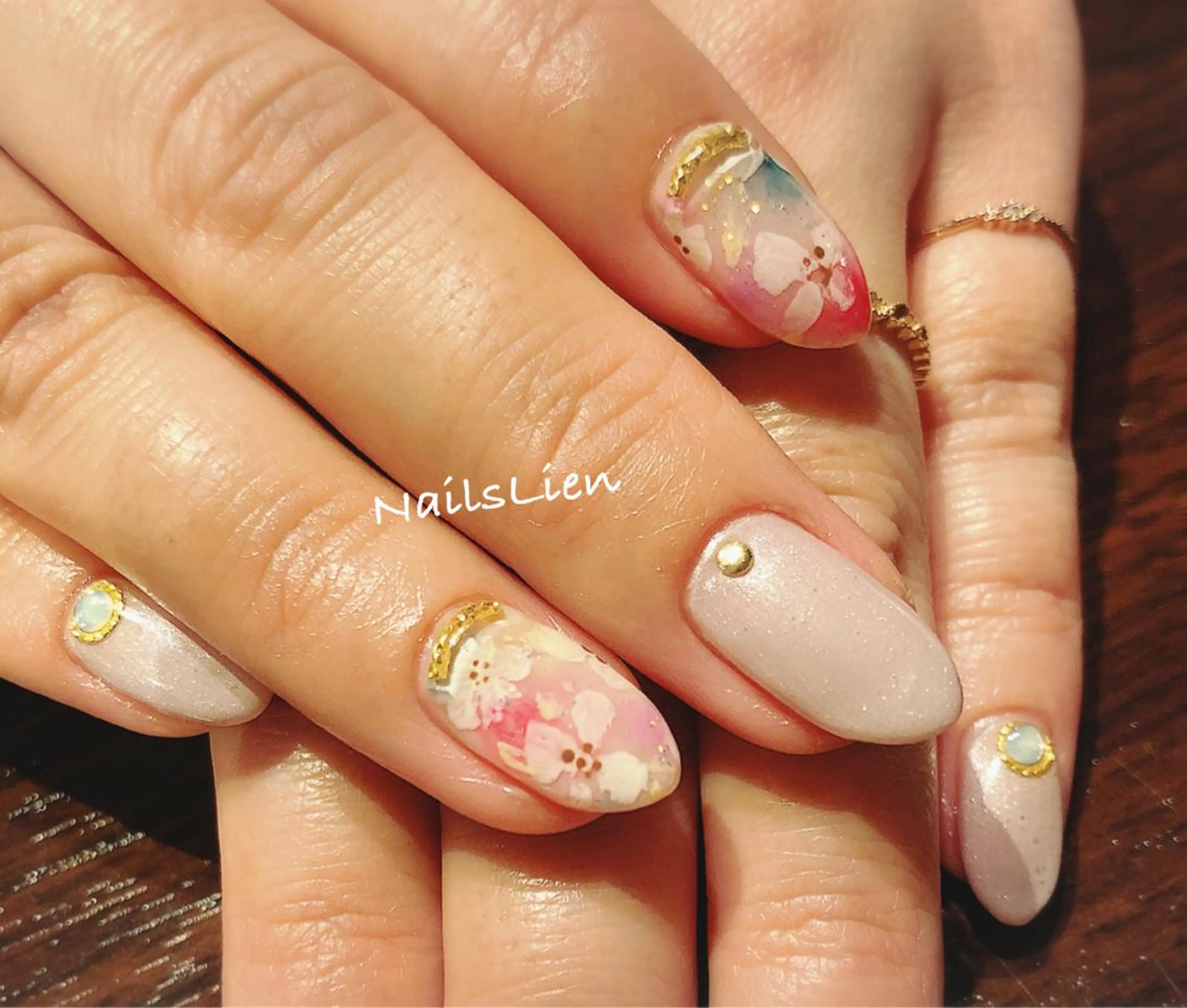 ネイル studio e n / RiNのネイルデザイン