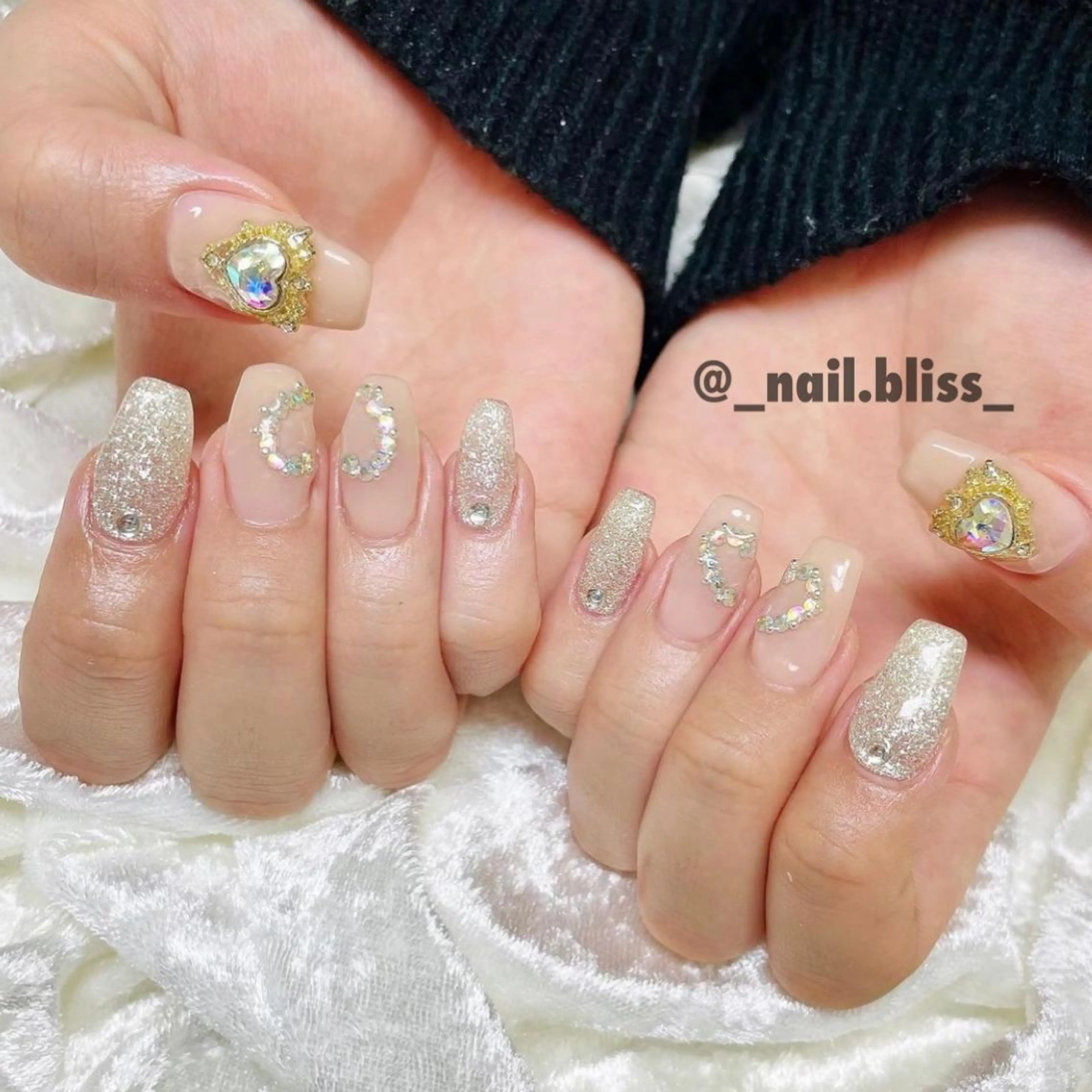 ネイル ハート ハンドネイル NAIL BLISSのネイルデザイン